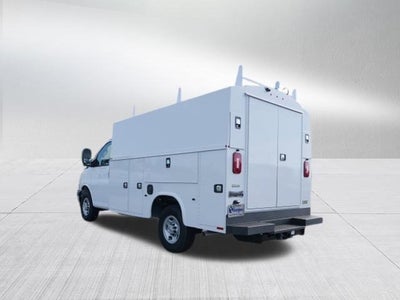 2025 Chevrolet Express Cutaway 3500 1WT