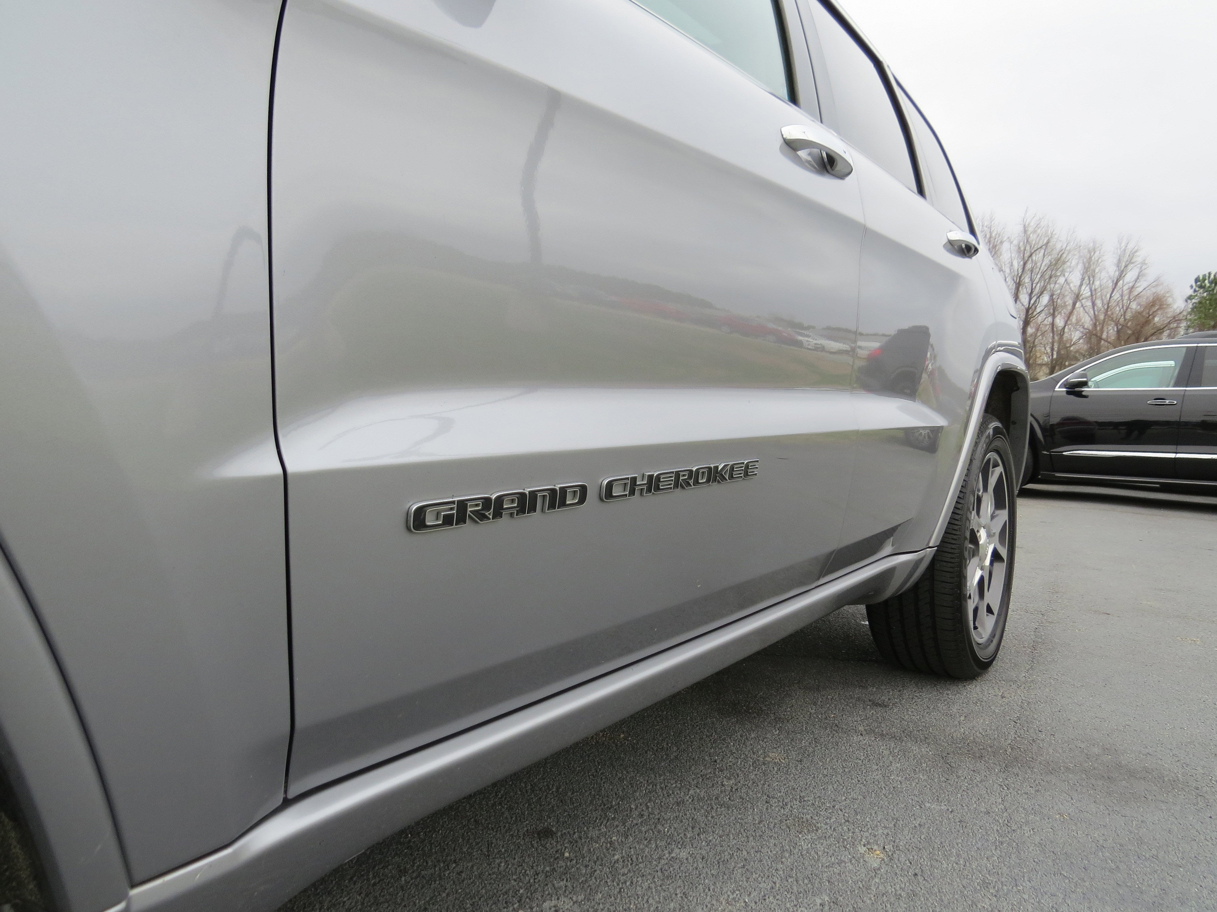 2020 Jeep Grand Cherokee Overland