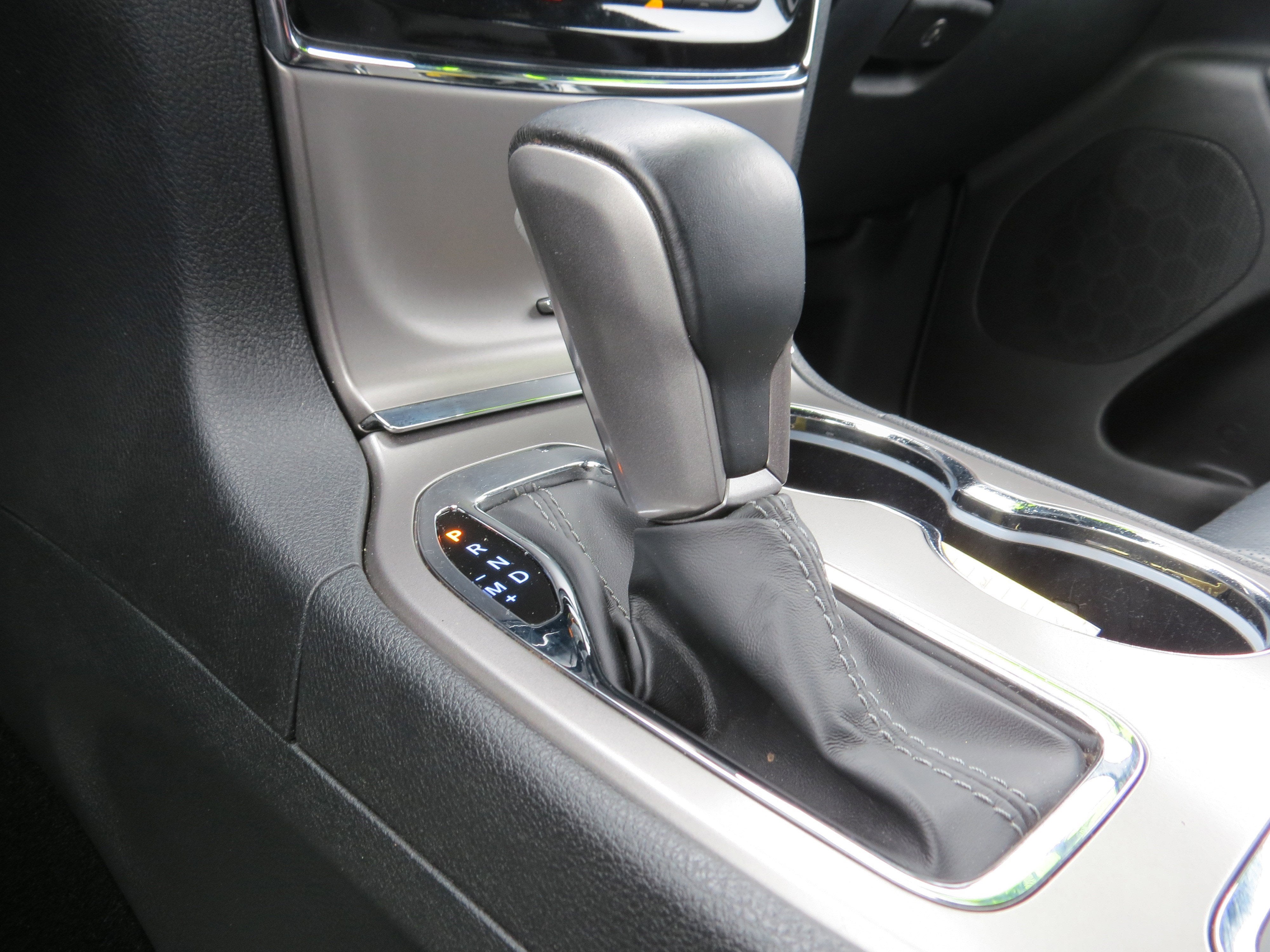 2020 Jeep Grand Cherokee Overland