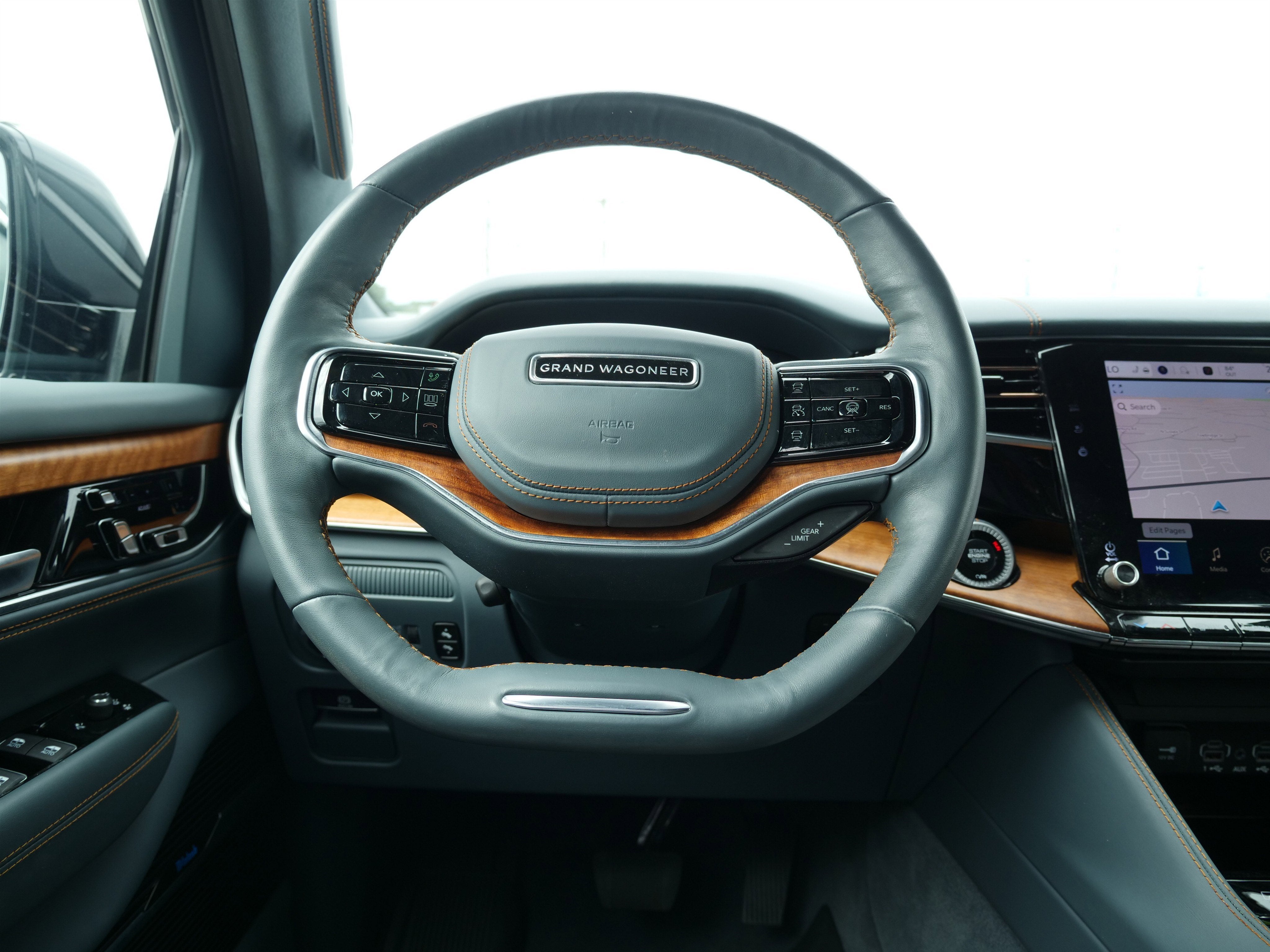 2024 Jeep Grand Wagoneer L Series III