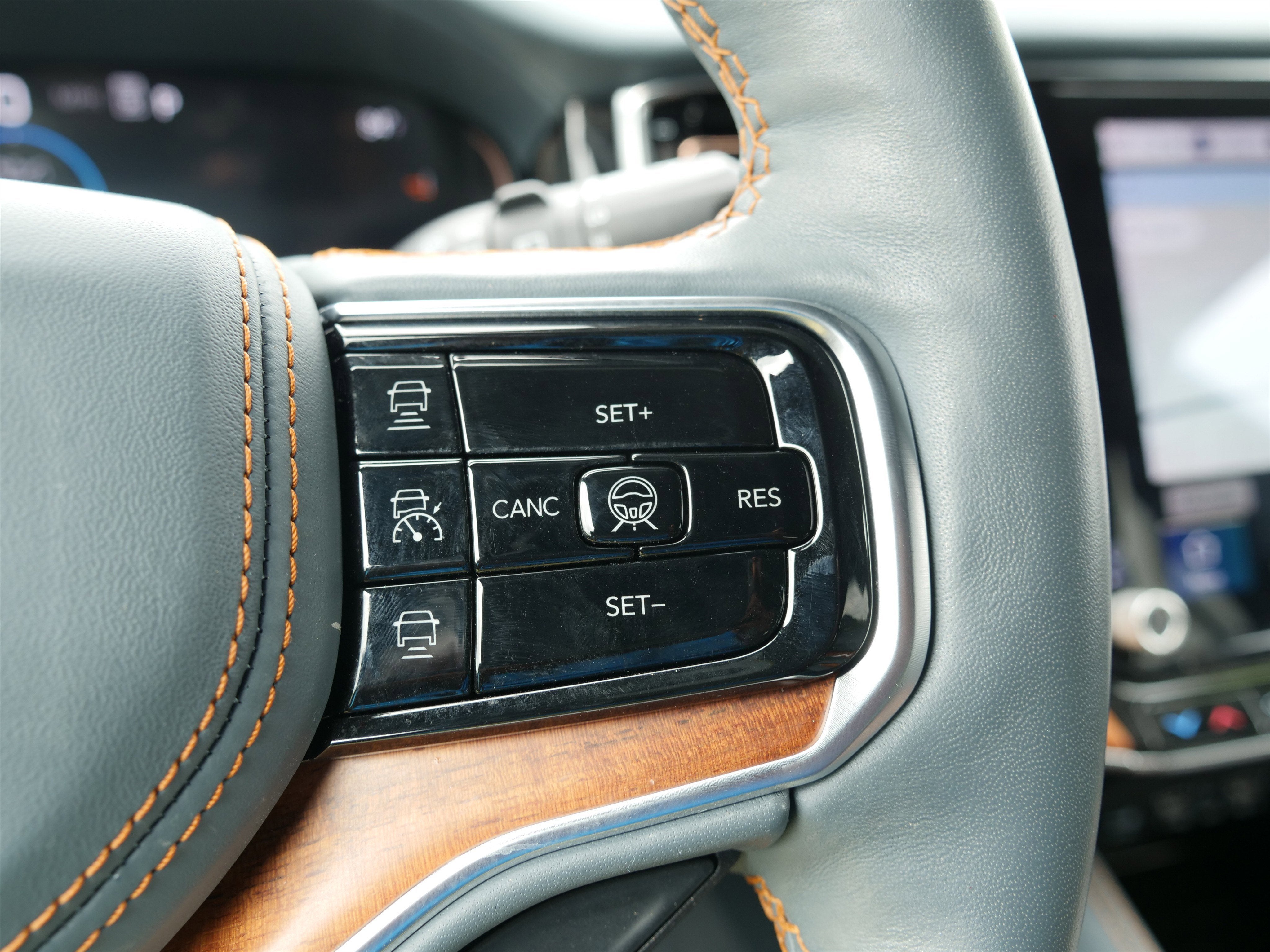 2024 Jeep Grand Wagoneer L Series III