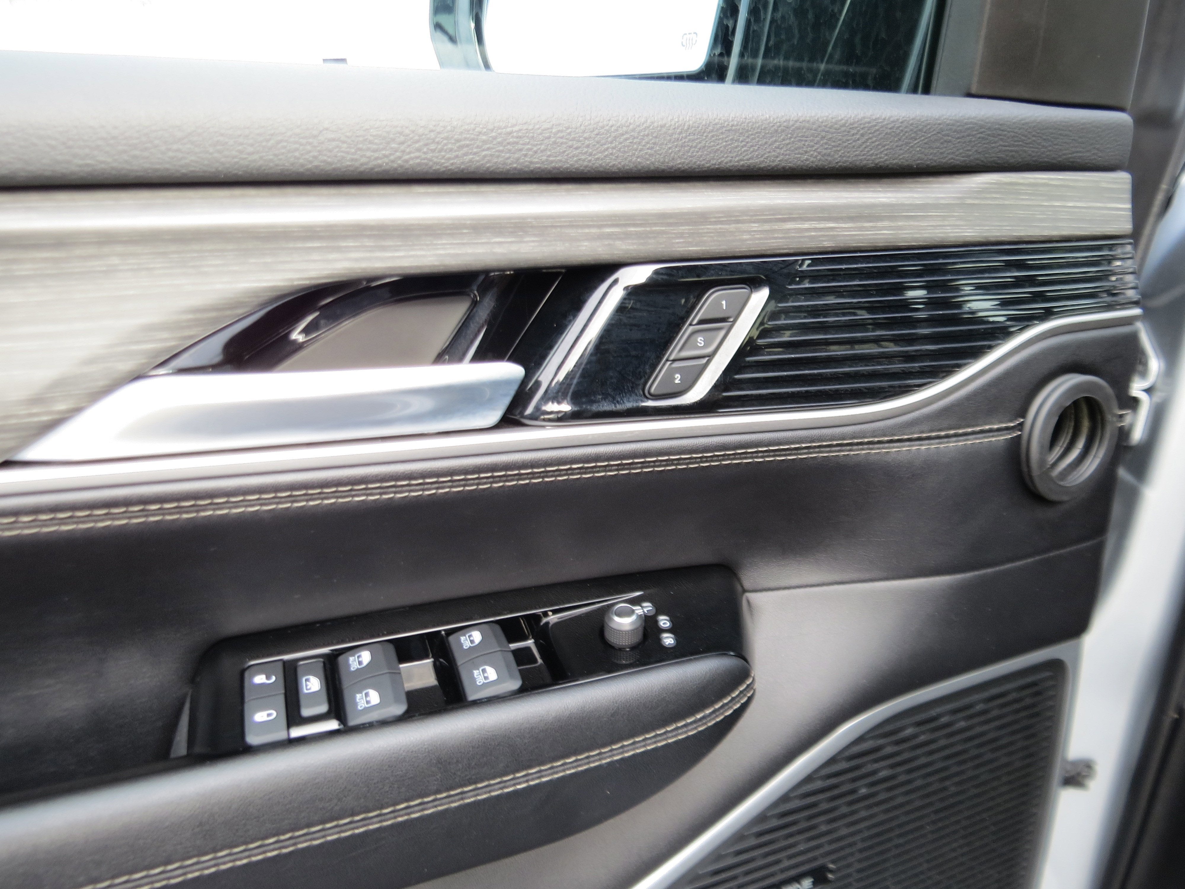 2024 Jeep Wagoneer Series II