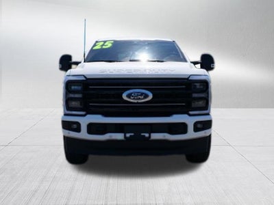 2025 Ford F-250 Platinum