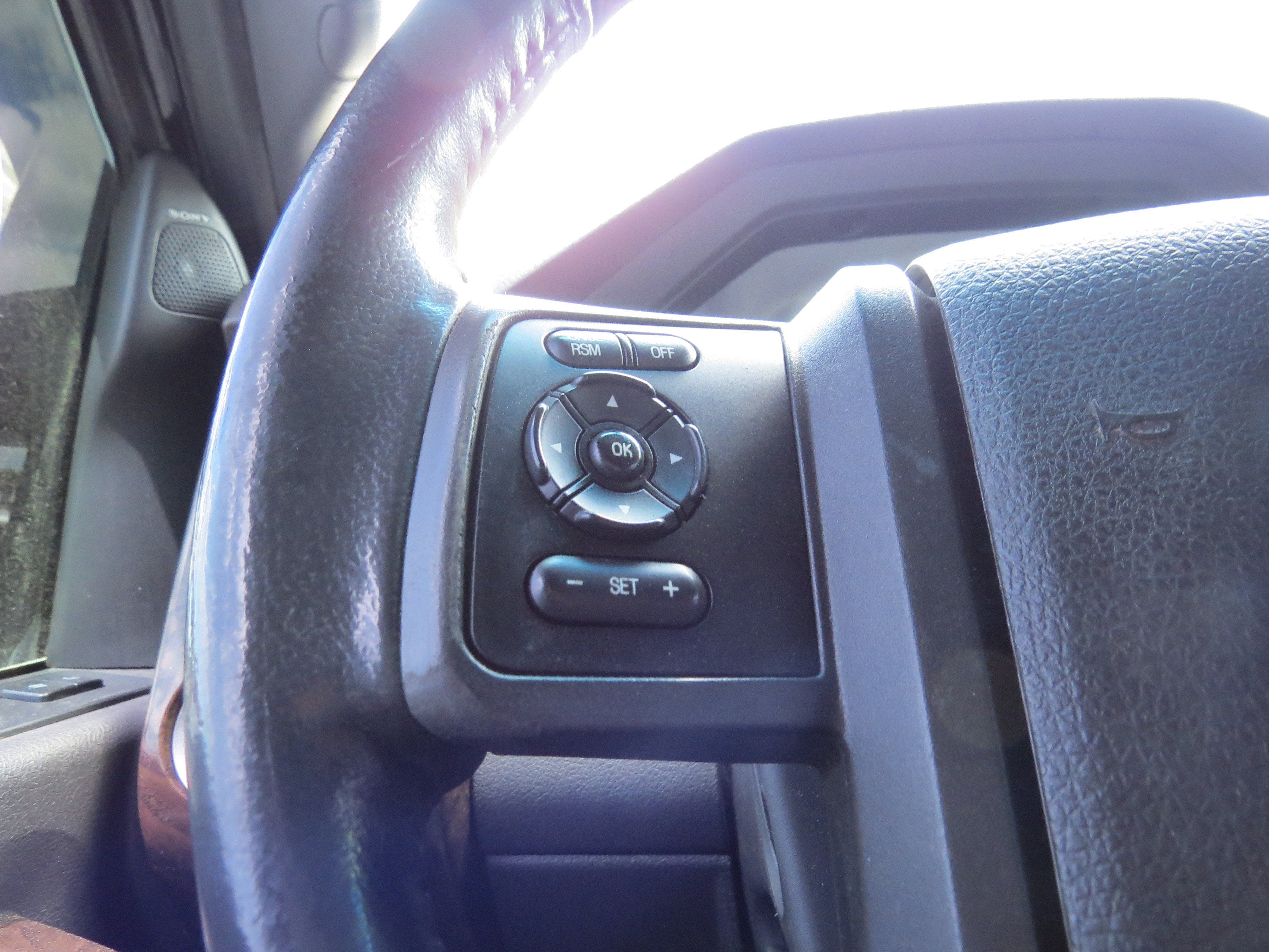 2016 Ford Super Duty F-350 SRW Platinum