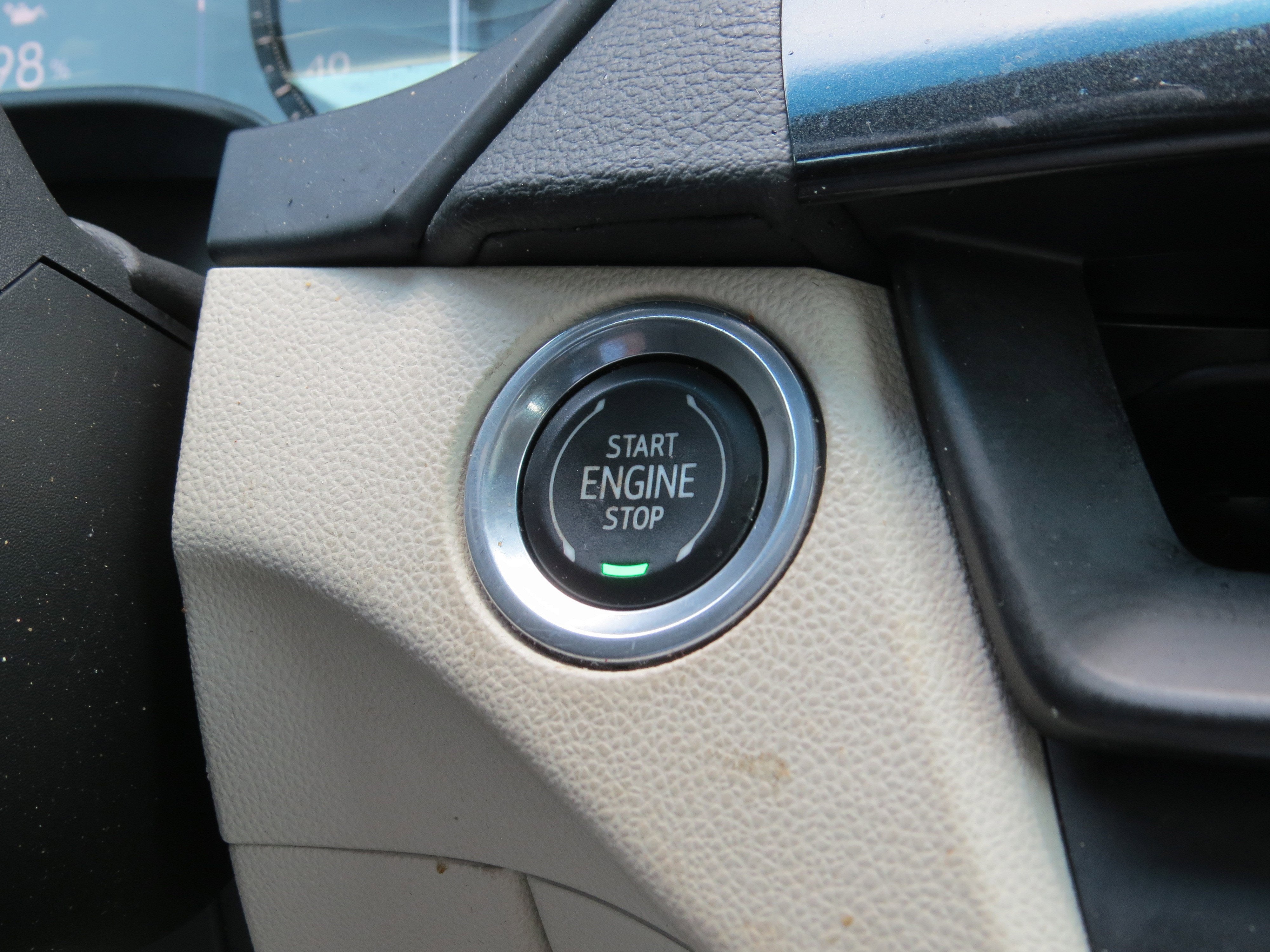 2023 Cadillac CT4 Luxury