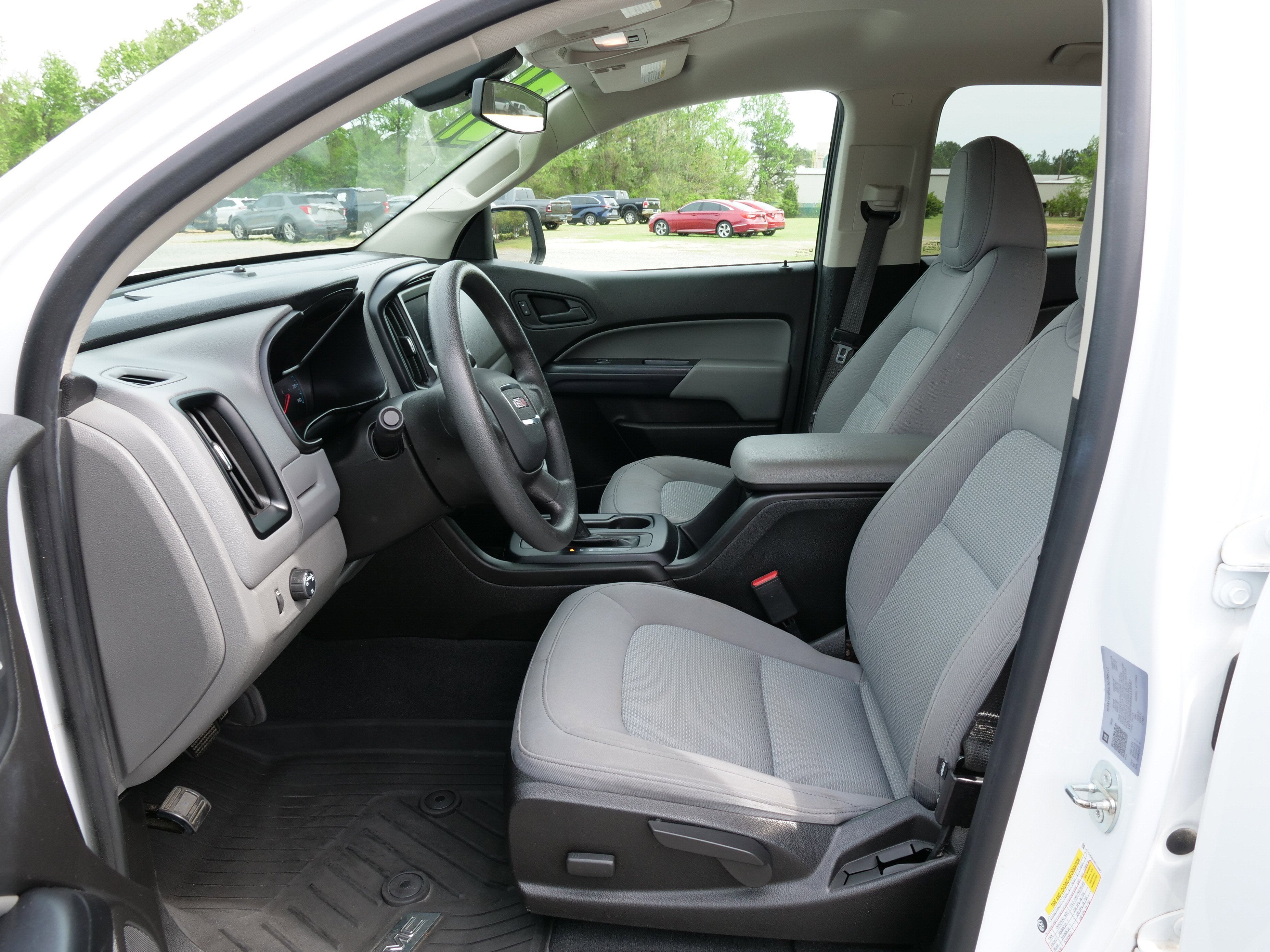 2021 GMC Canyon Elevation Standard