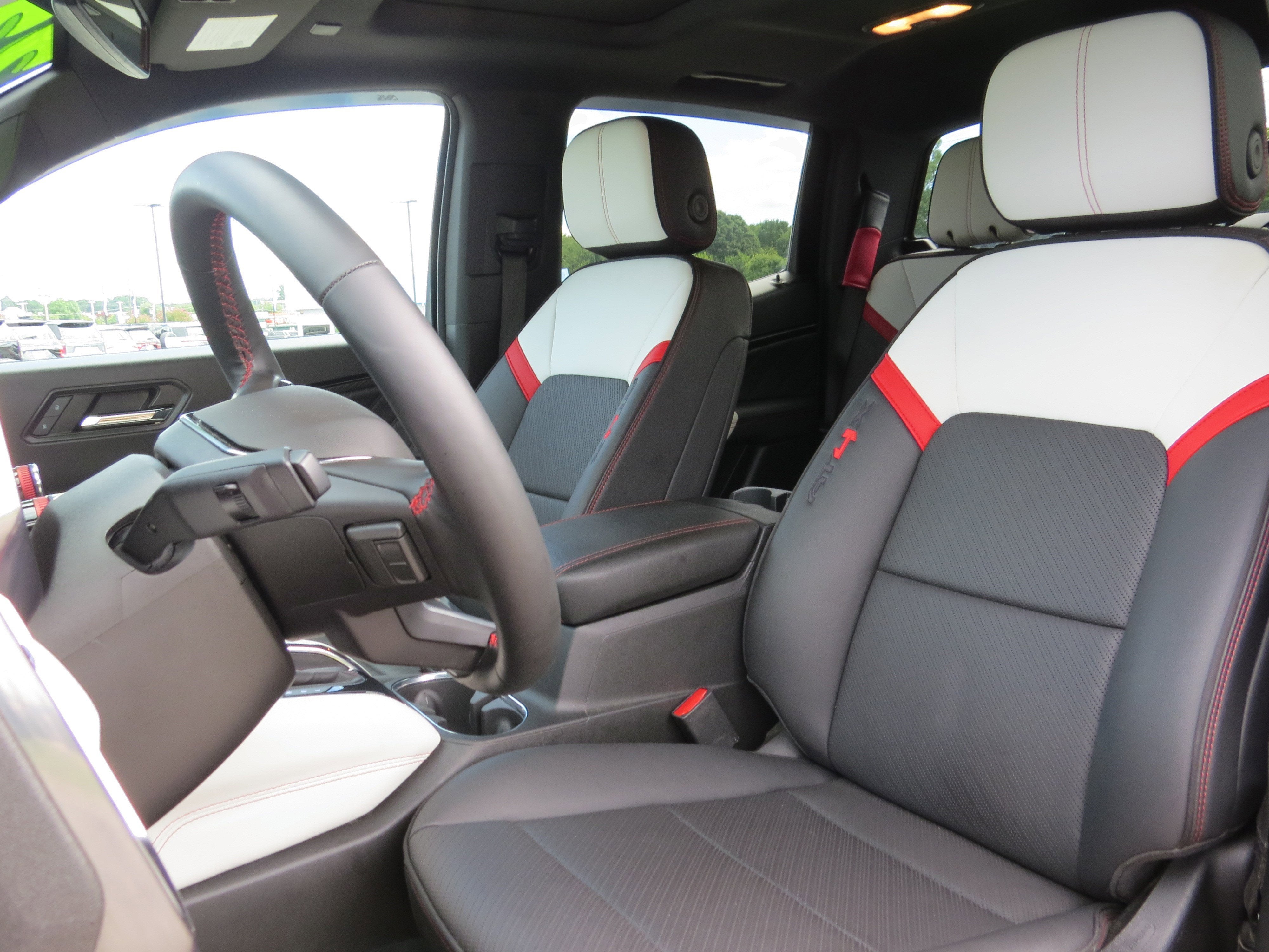 2023 GMC Canyon AT4X