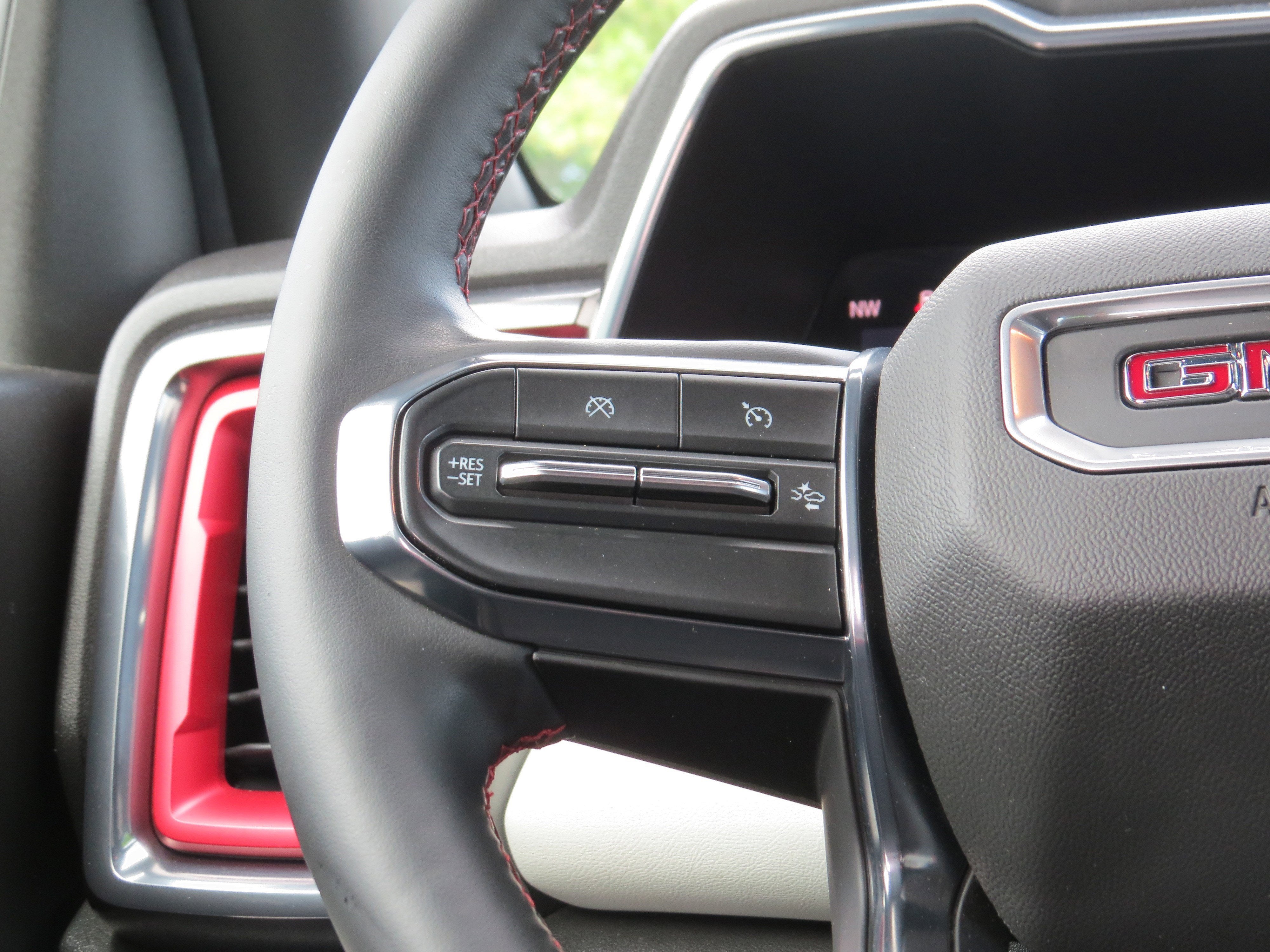 2023 GMC Canyon AT4X