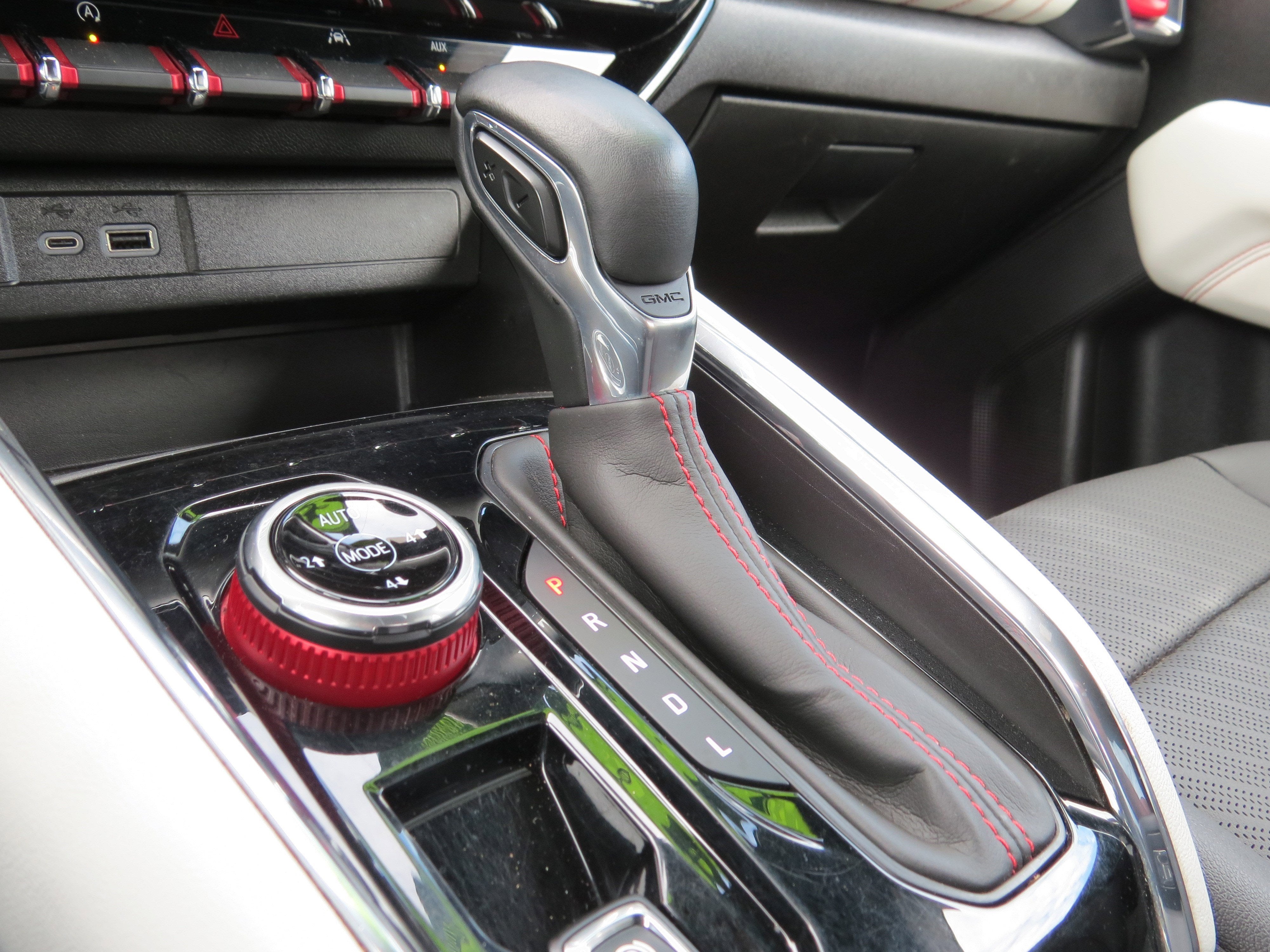 2023 GMC Canyon AT4X