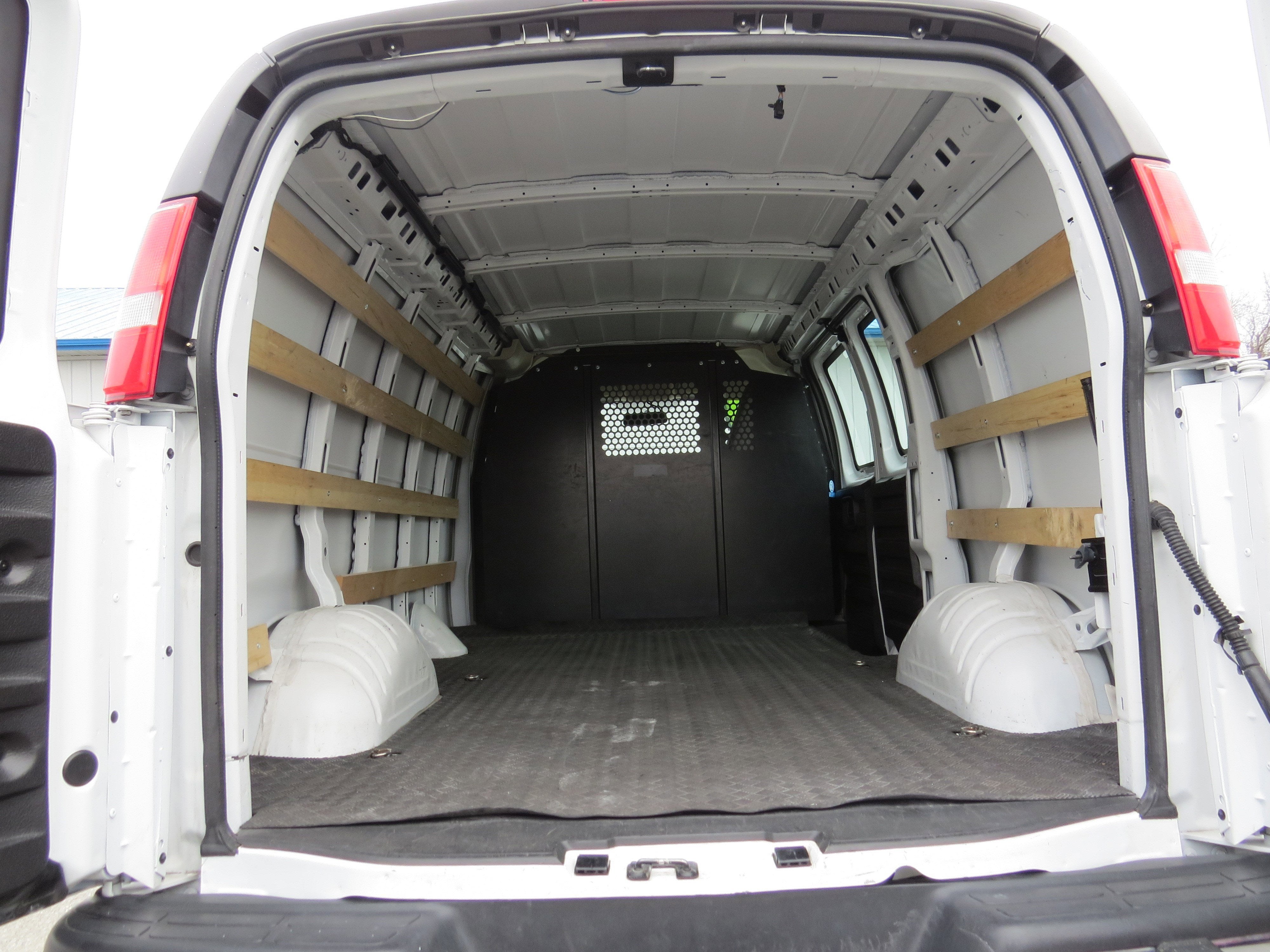 2024 GMC Savana Cargo 2500 Work Van