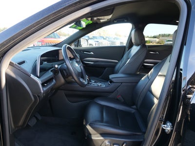 2024 Cadillac XT4 Premium Luxury