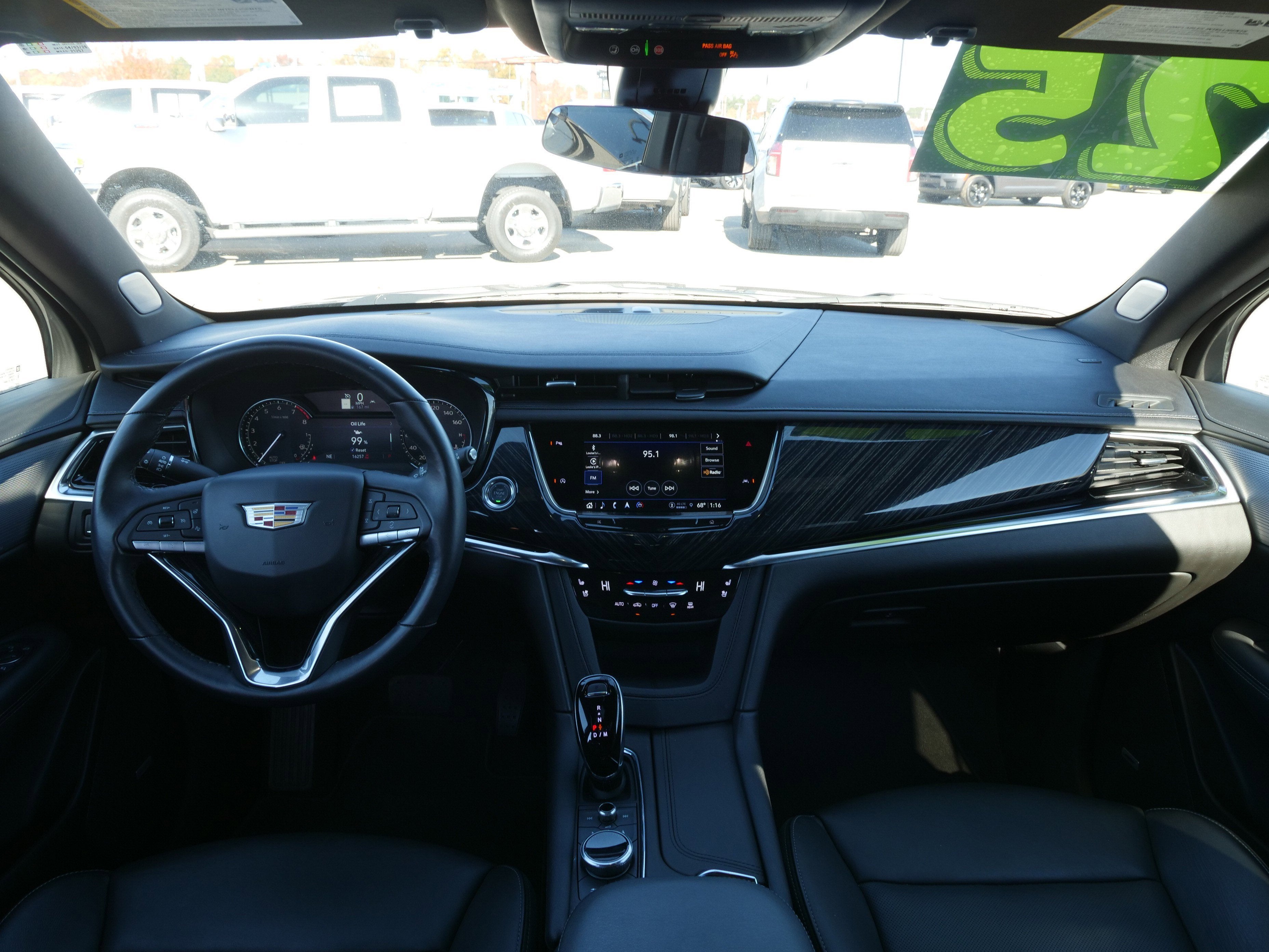 2025 Cadillac XT6 Premium Luxury