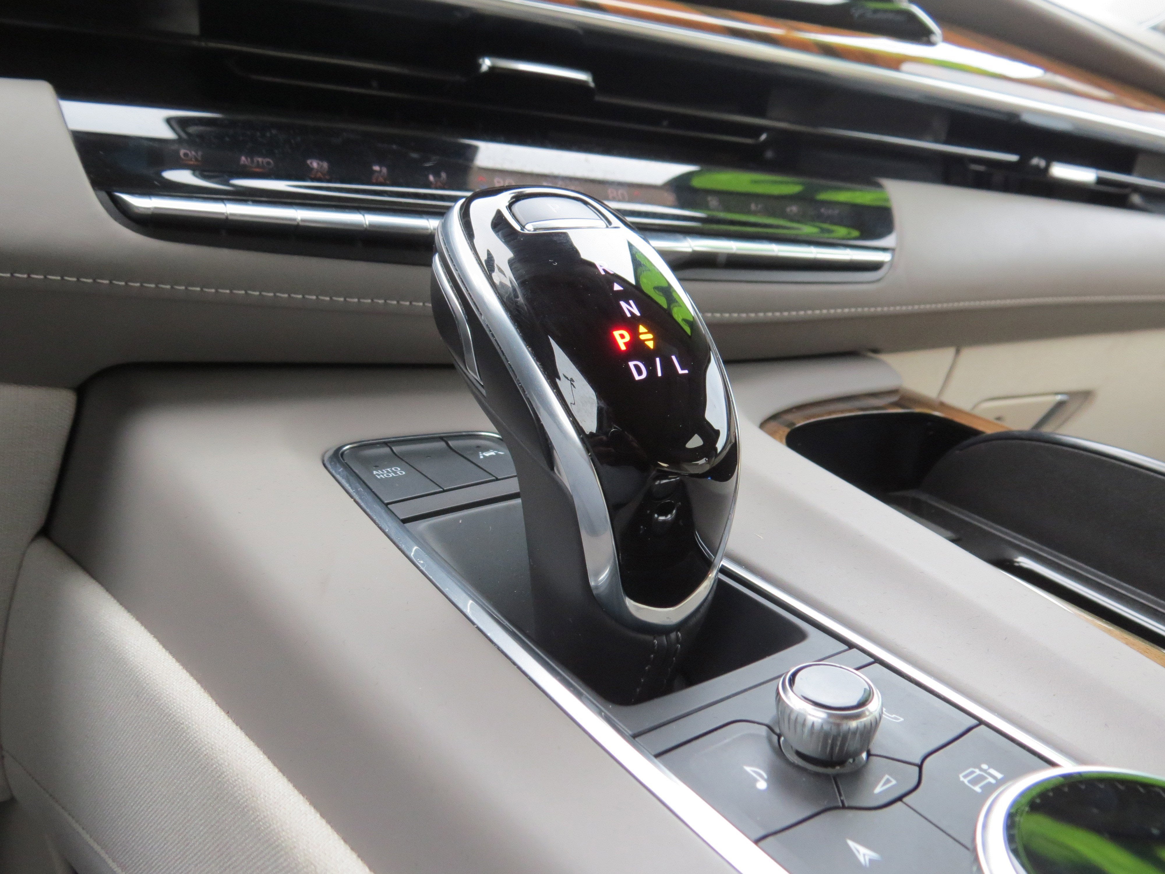 2022 Cadillac Escalade Premium Luxury Platinum