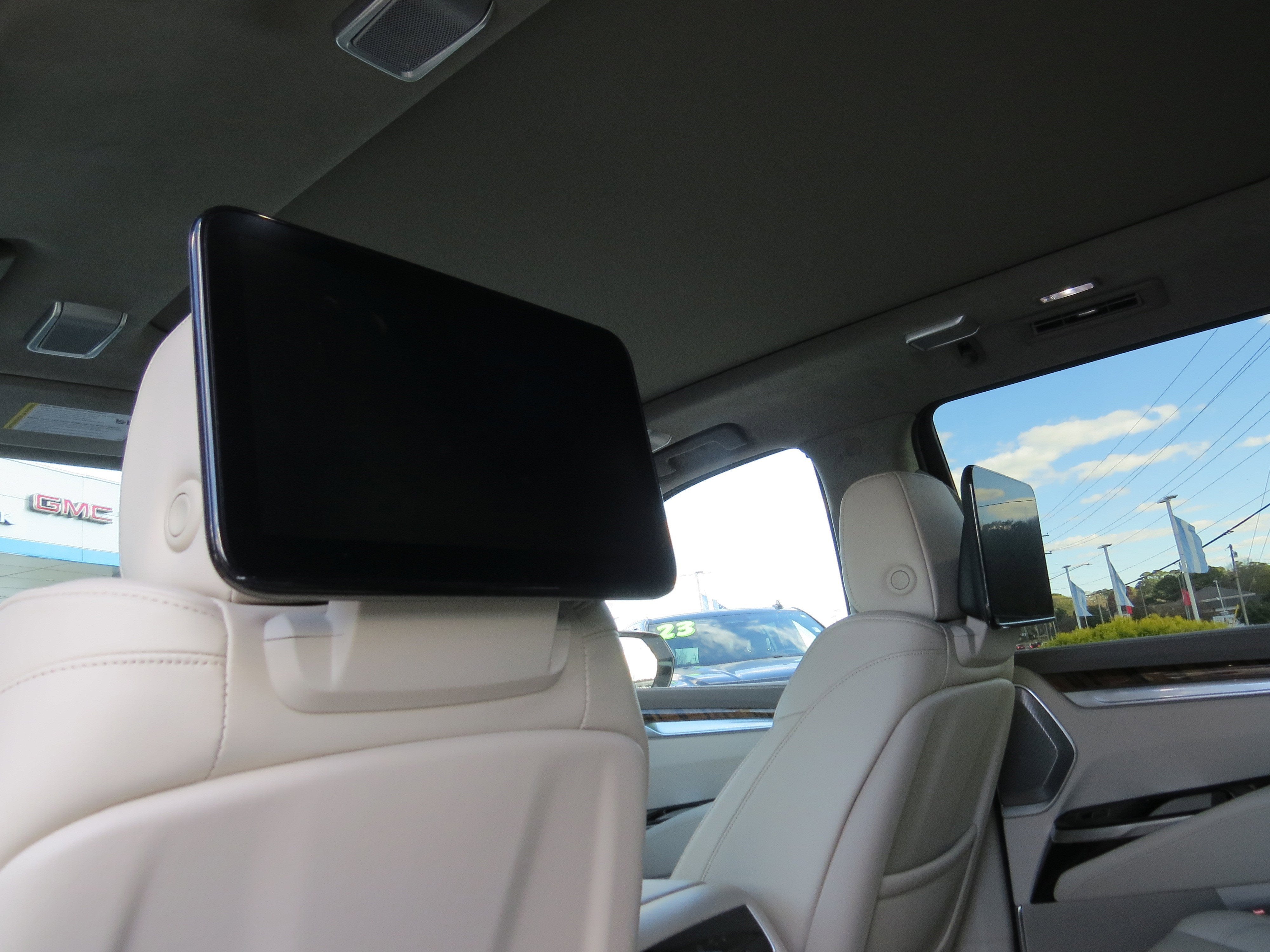 2025 Cadillac Escalade Premium Luxury Platinum