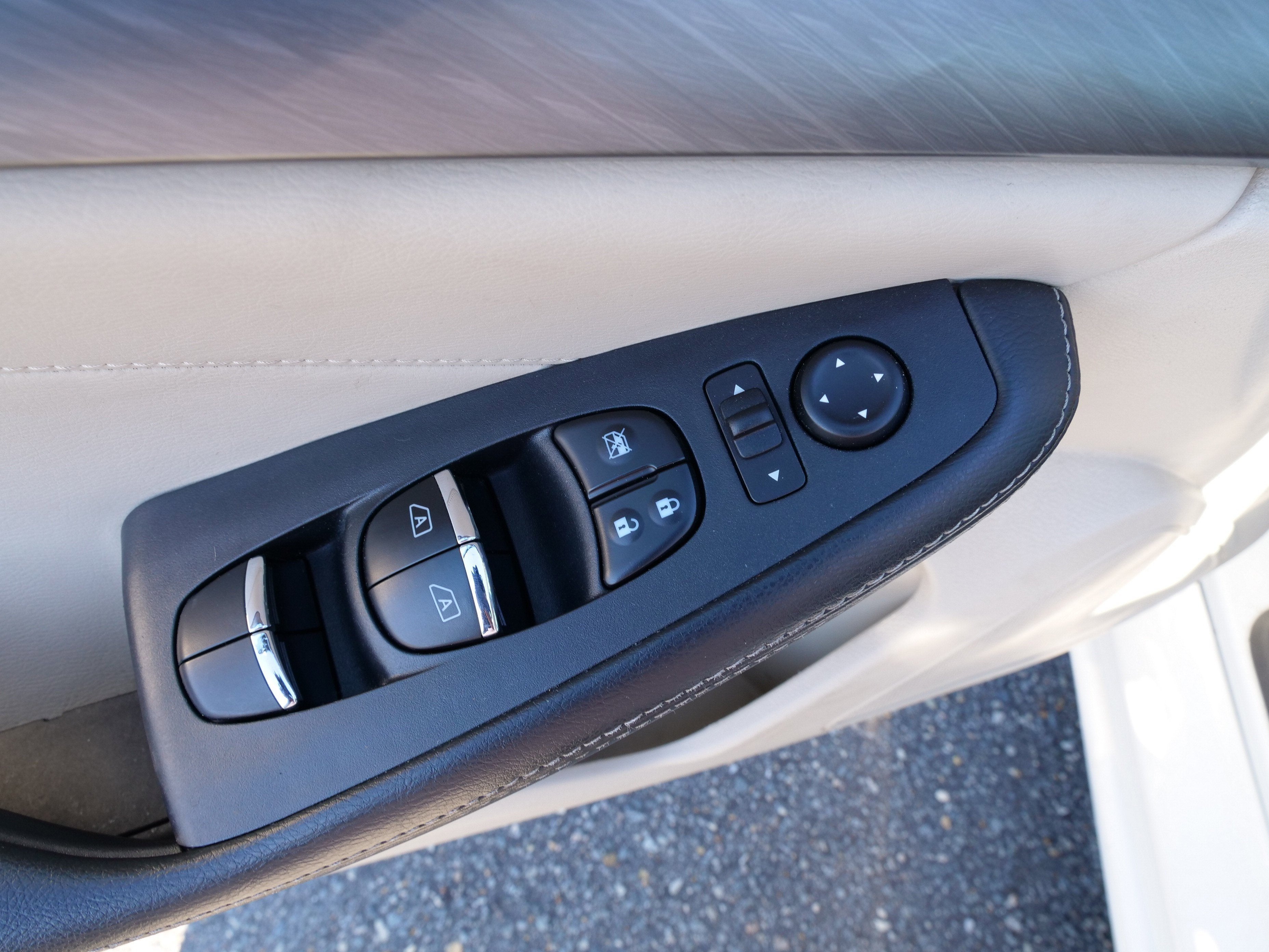 2017 Nissan Maxima S