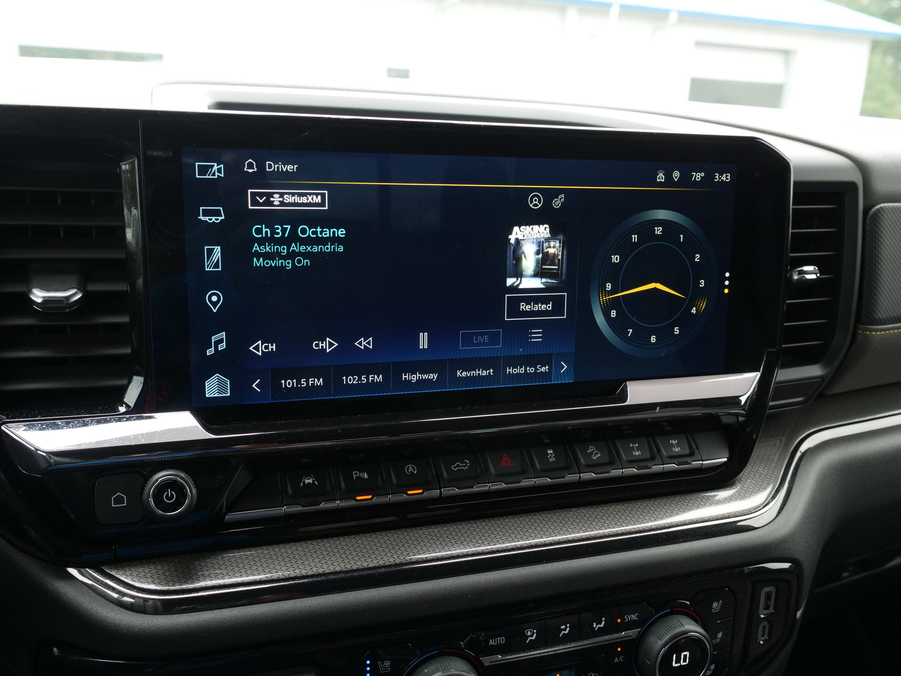 2024 Chevrolet Silverado 1500 ZR2