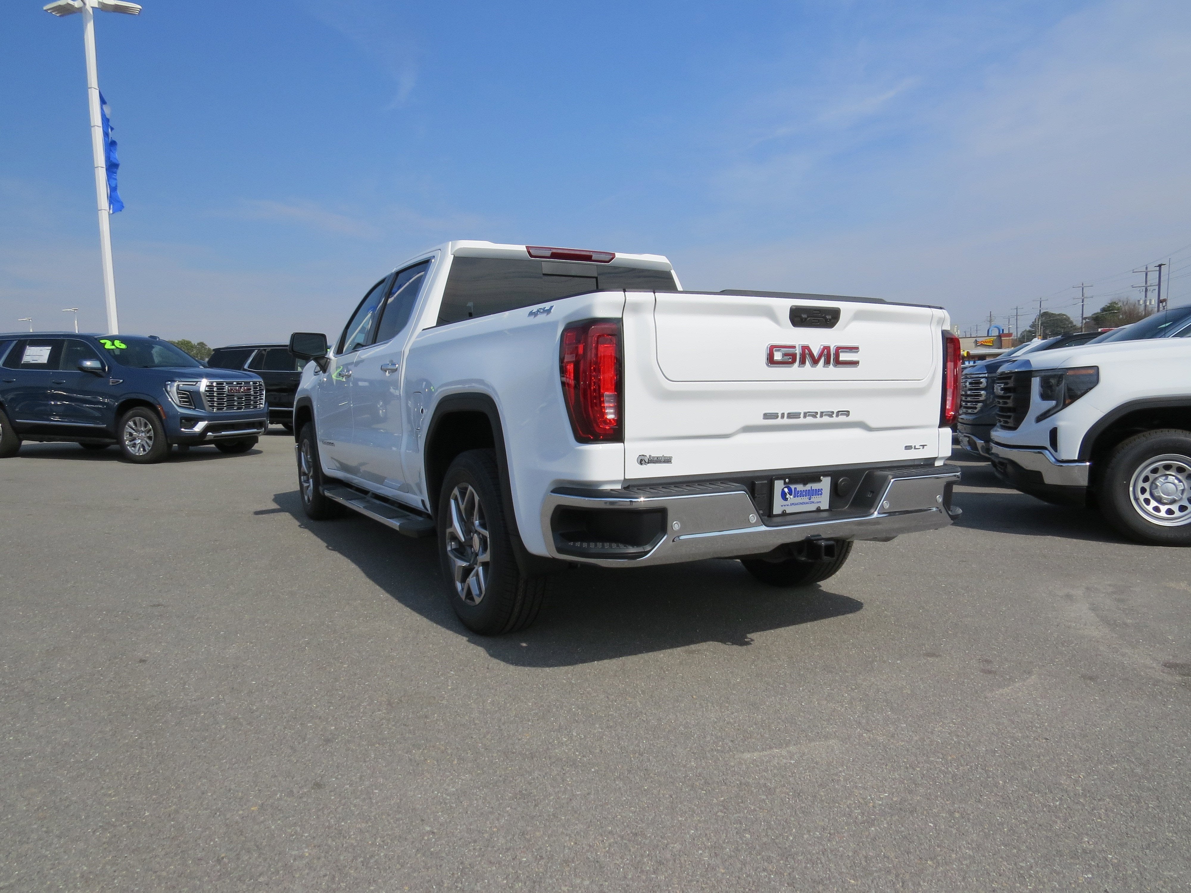 2026 GMC Sierra 1500 SLT
