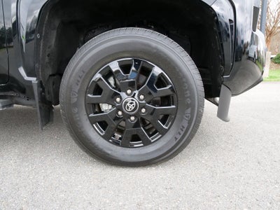 2024 Toyota Tacoma 4WD SR5