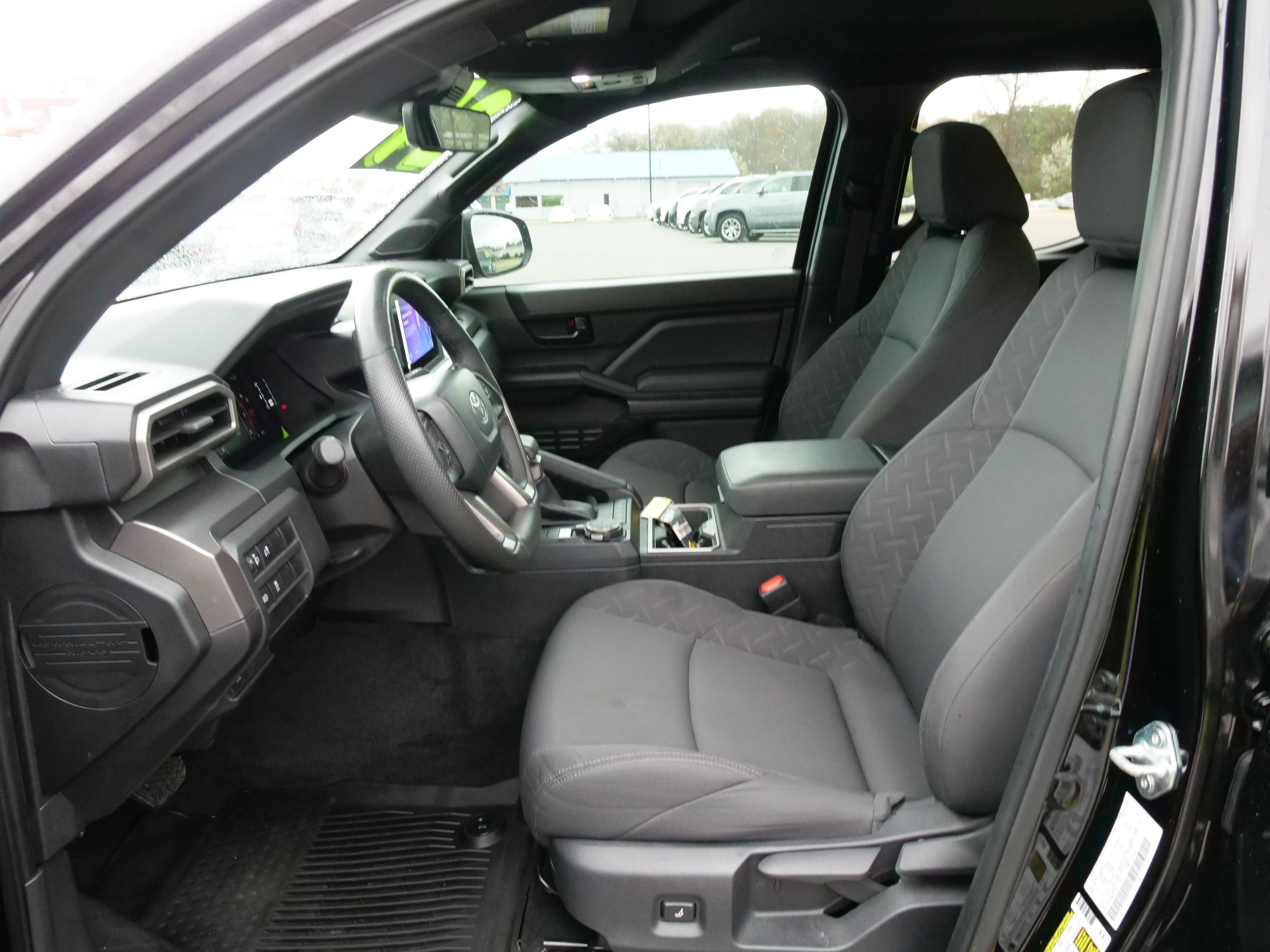 2024 Toyota Tacoma 4WD SR5