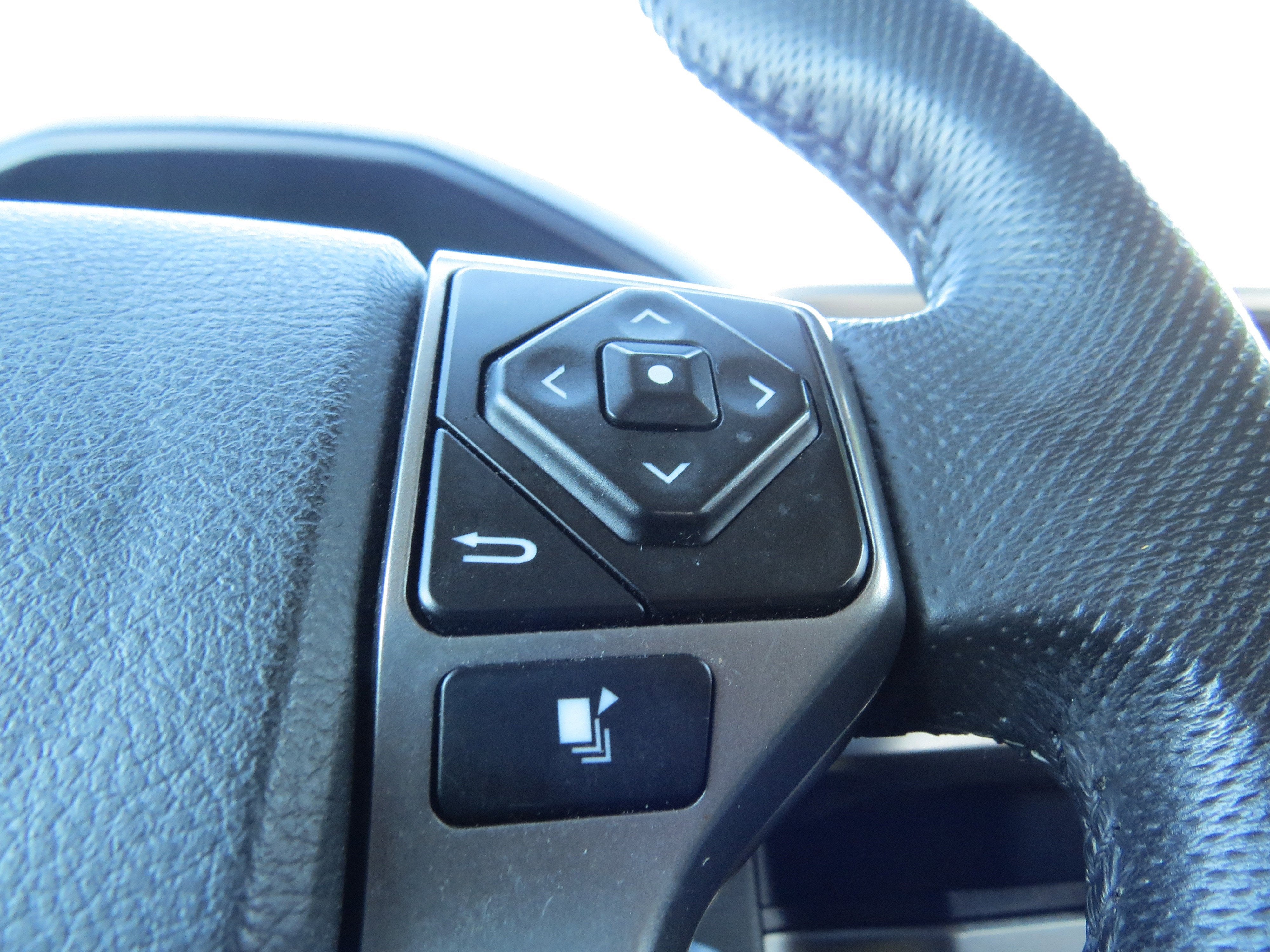 2023 Toyota Tacoma 2WD SR