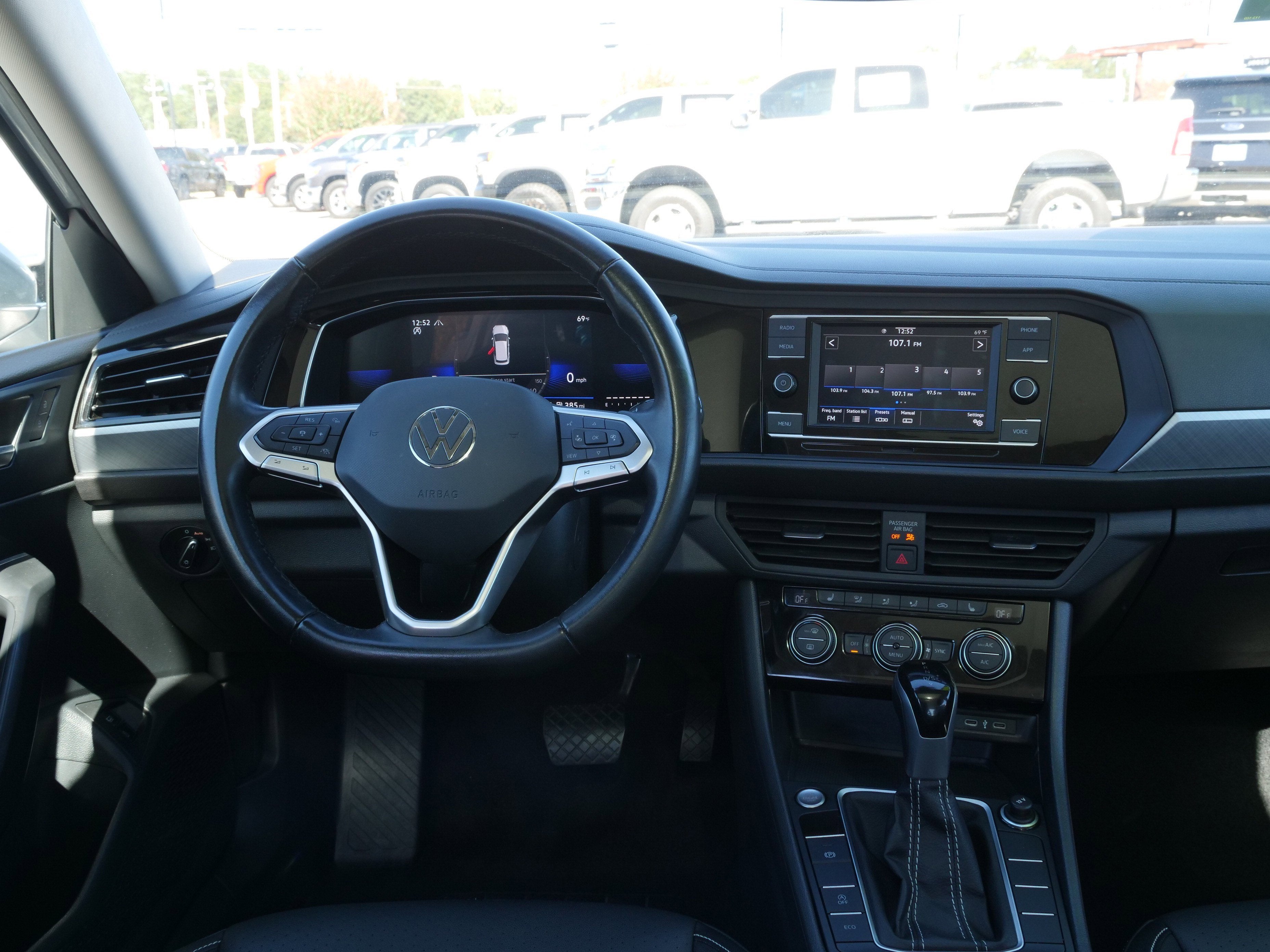 2024 Volkswagen Jetta SE