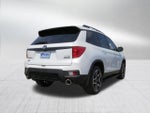 2023 Honda Passport Elite