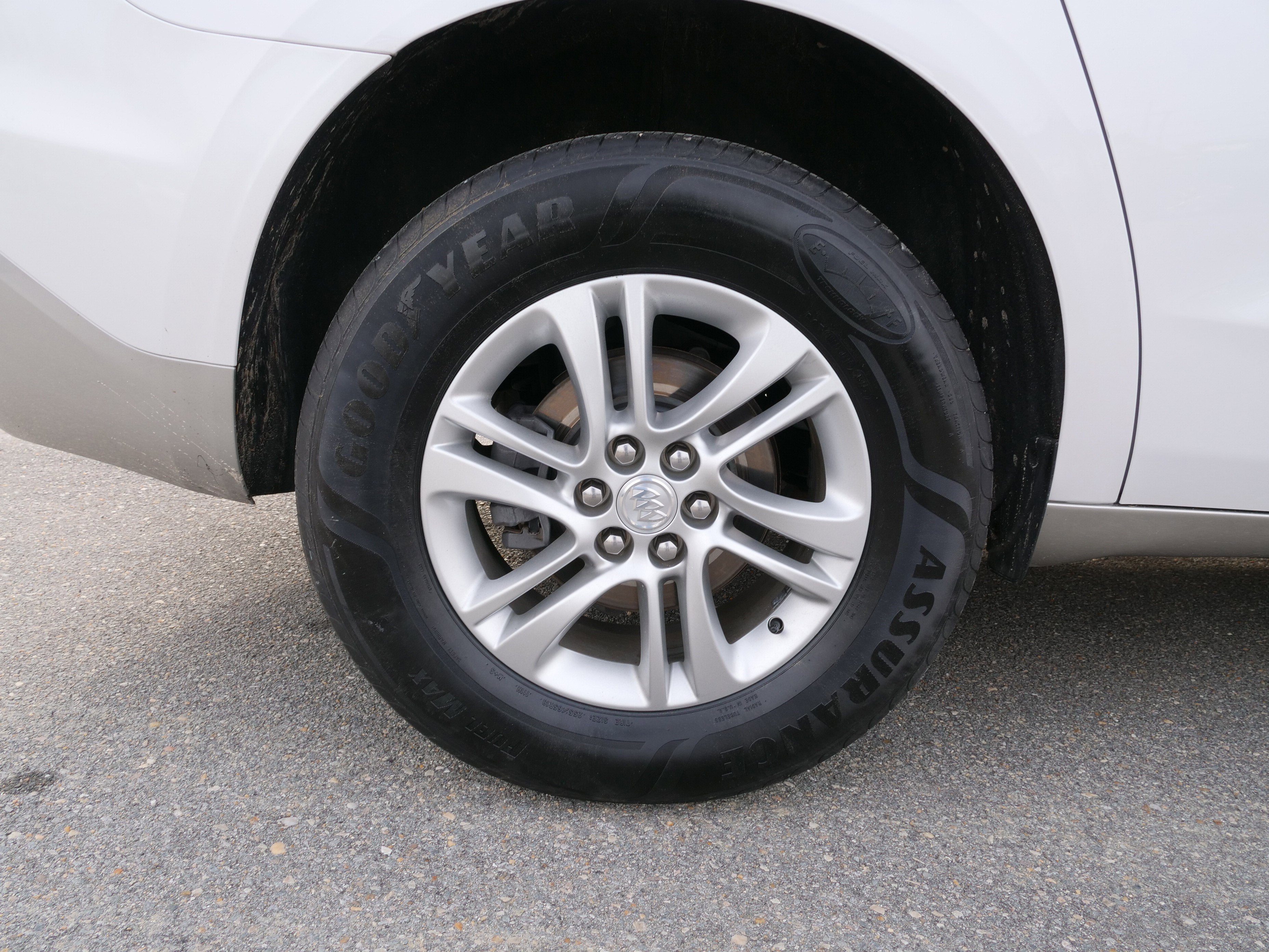 2021 Buick Enclave Essence