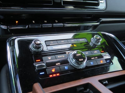 2024 Lincoln Navigator Black Label