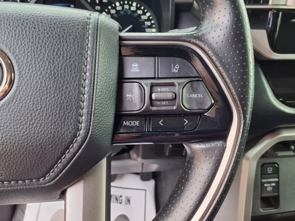 2024 Toyota Tundra 4WD SR5