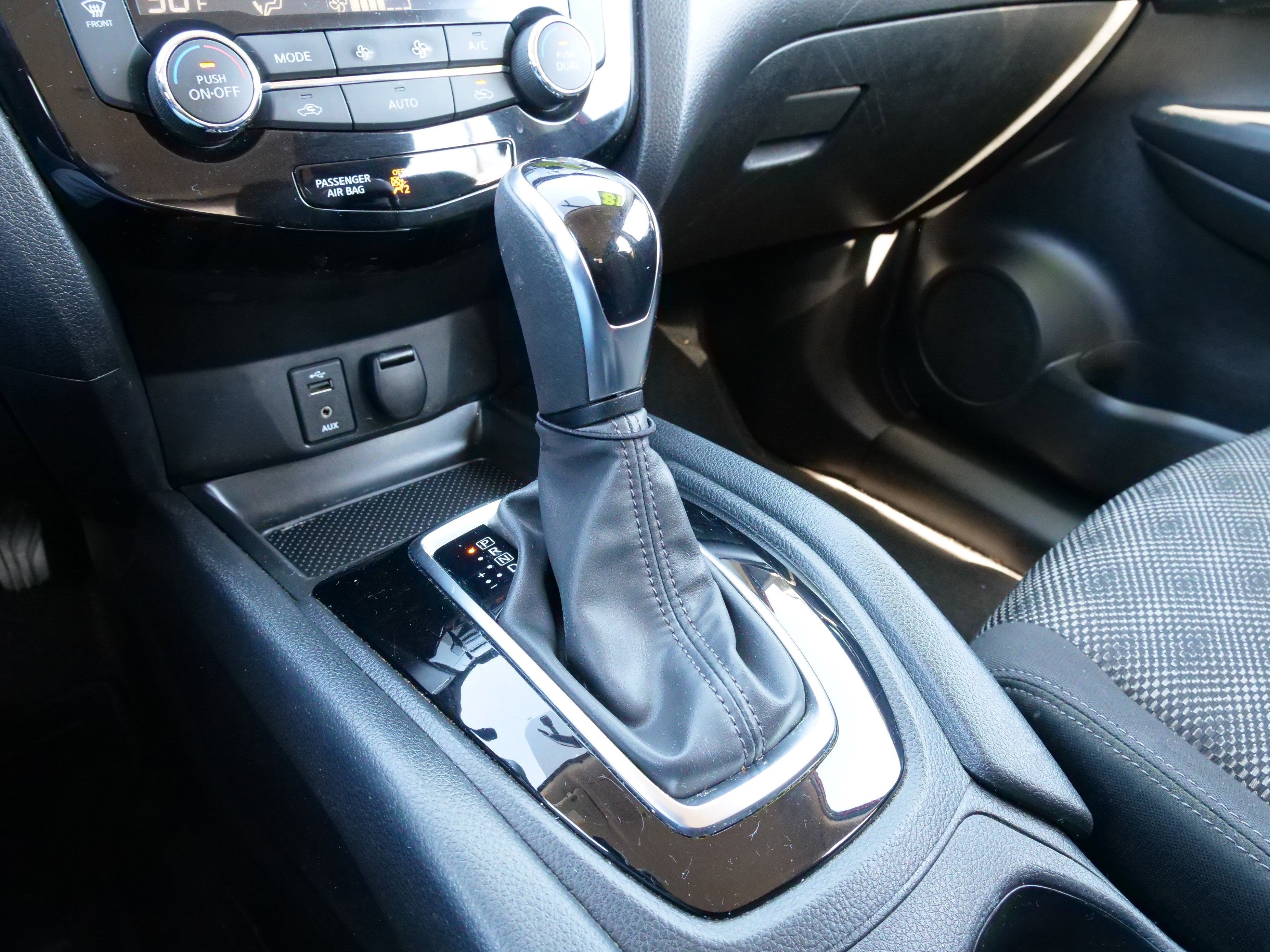 2018 Nissan Rogue Sport SV