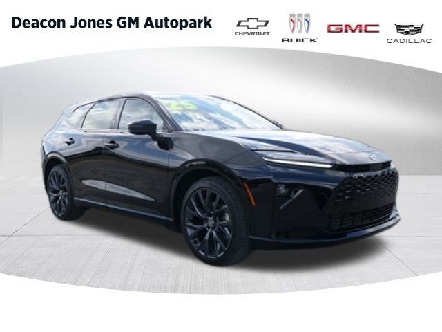 2025 Toyota Crown Signia XLE