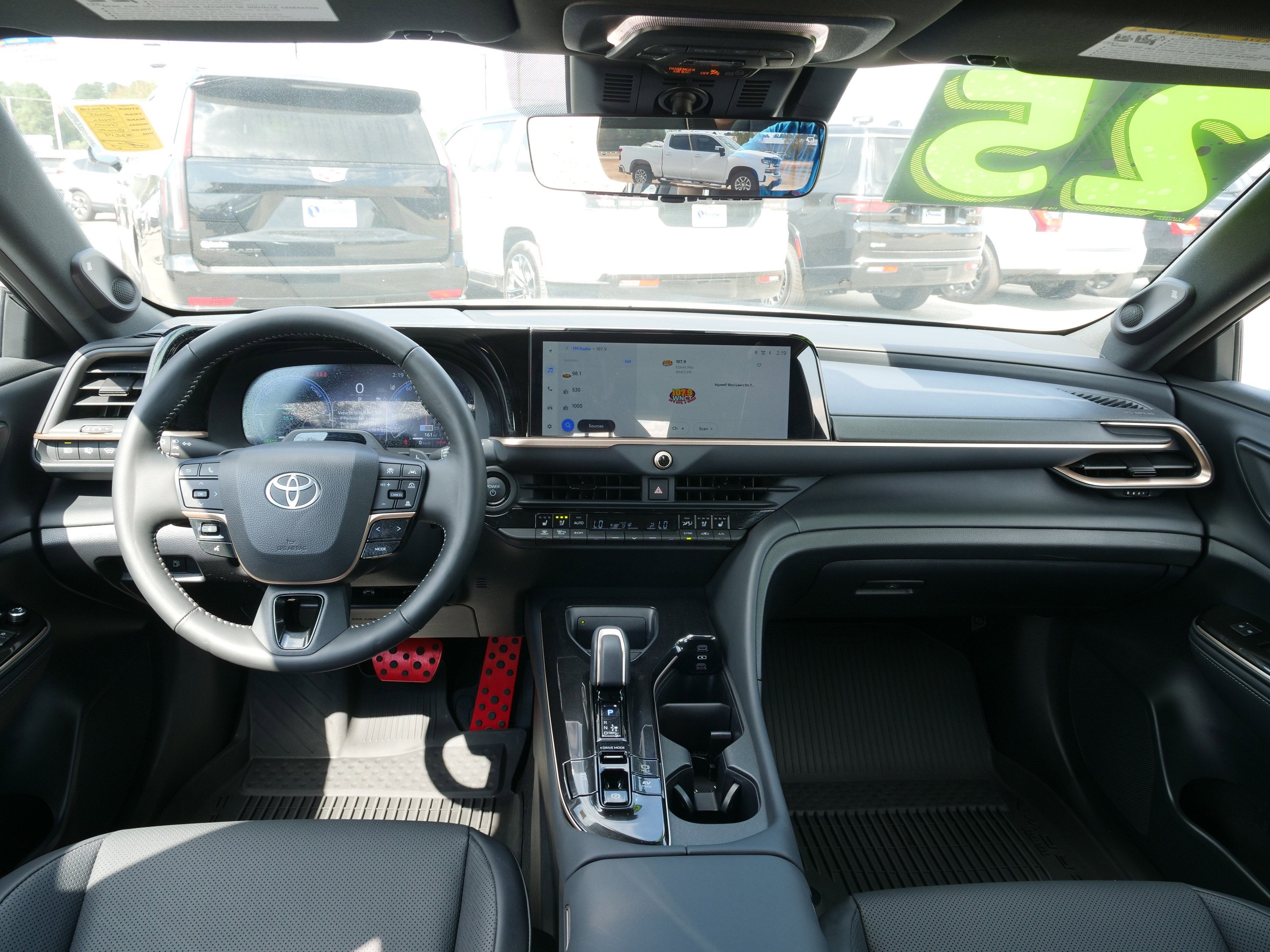 2025 Toyota Crown Signia XLE