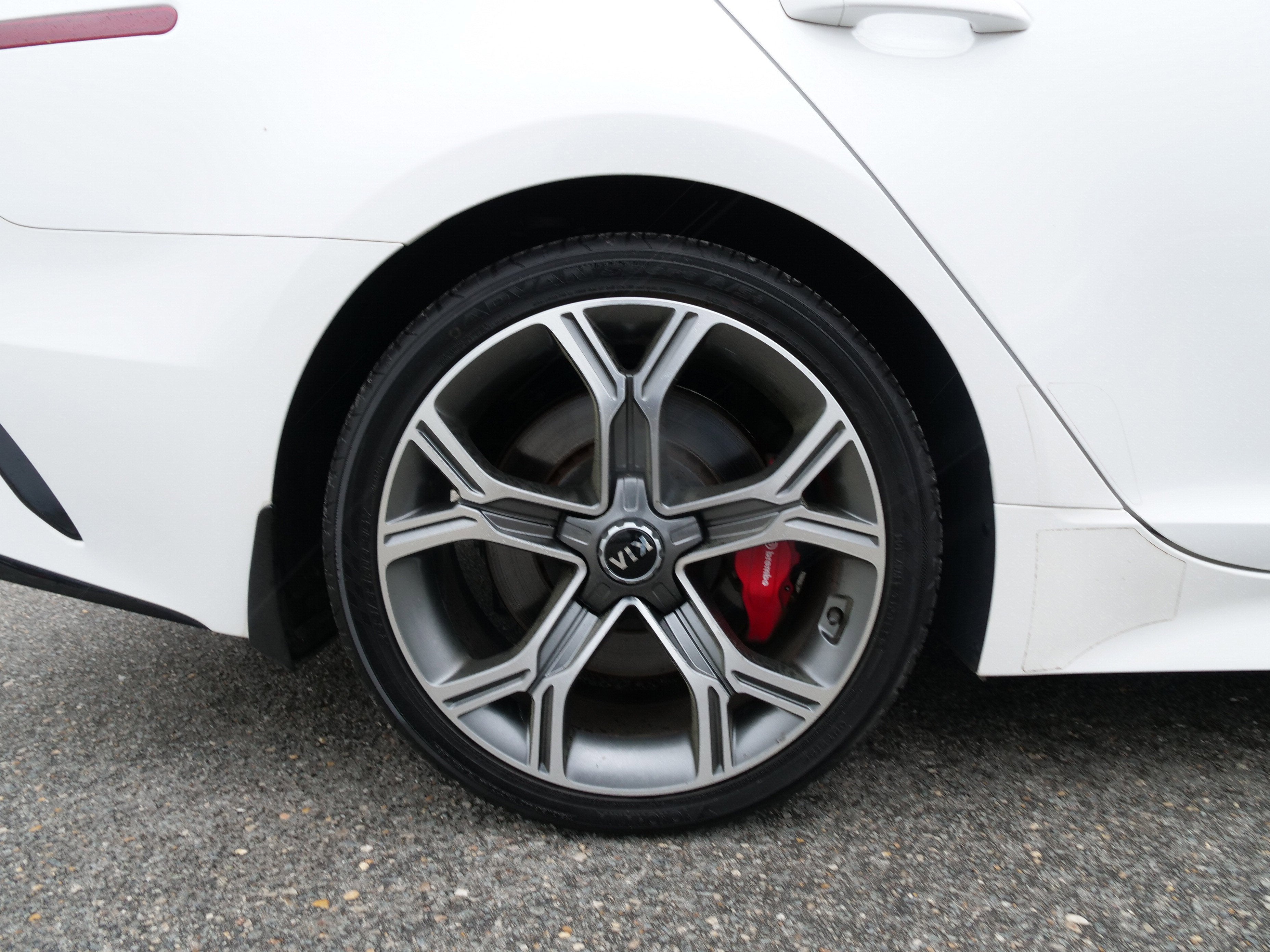 2018 Kia Stinger GT1