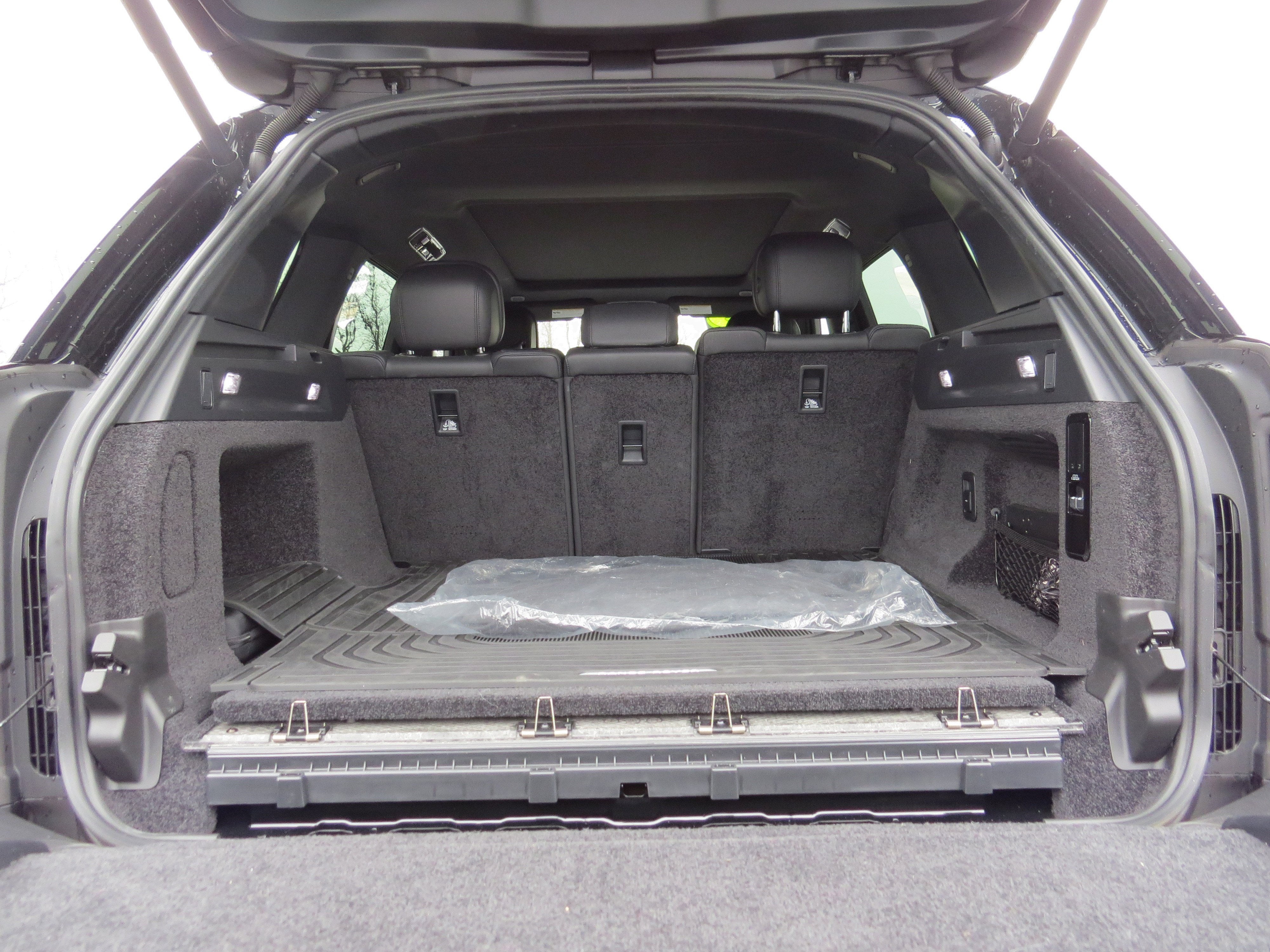 2023 Land Rover Range Rover SE