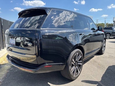 2023 Land Rover Range Rover SE