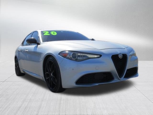 2020 Alfa Romeo Giulia Base