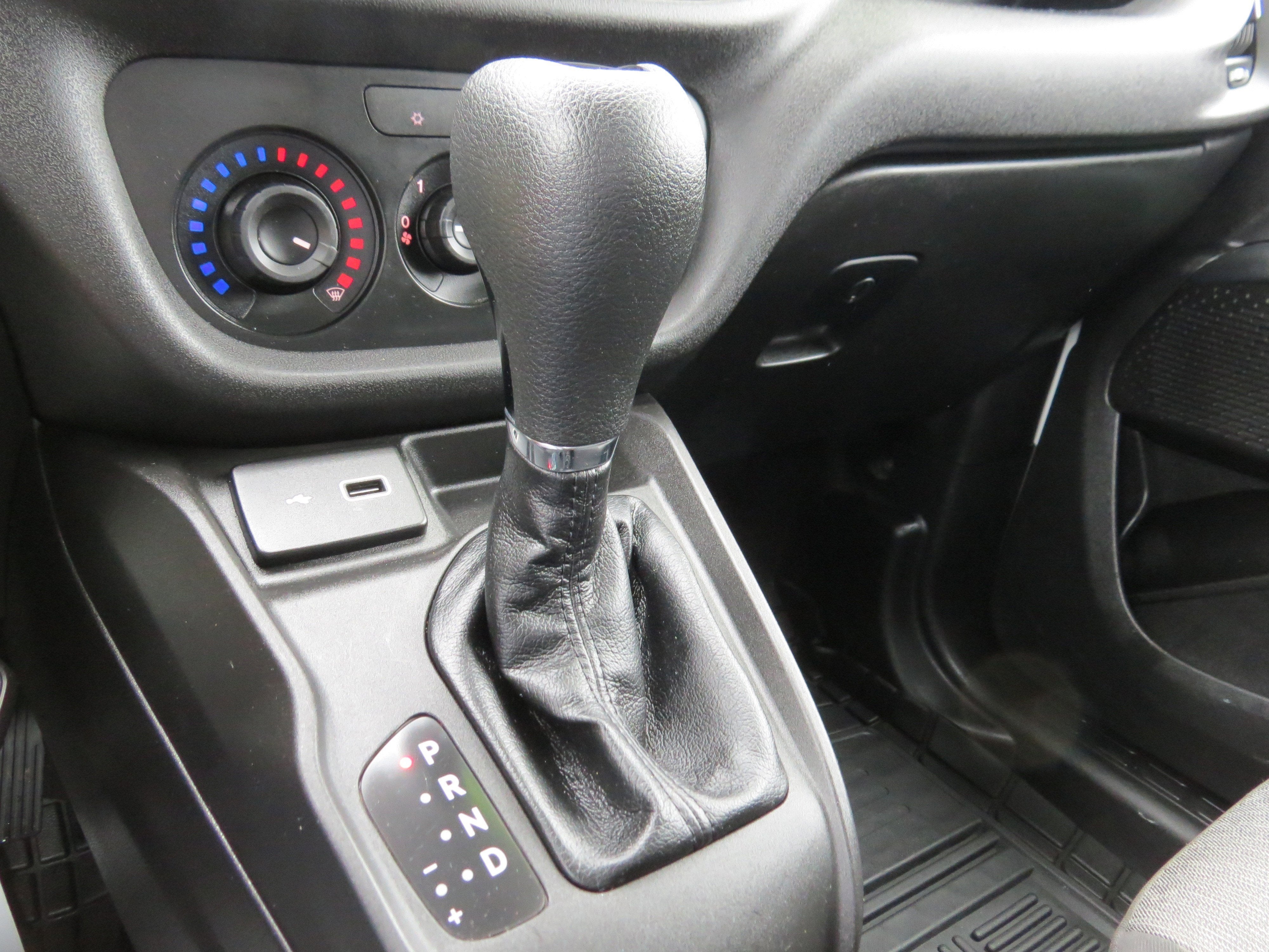 2022 RAM ProMaster City Cargo Van Tradesman