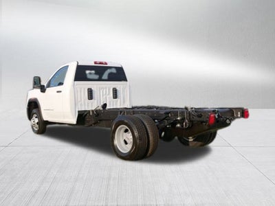 2026 GMC Sierra 3500 HD Chassis Cab Pro