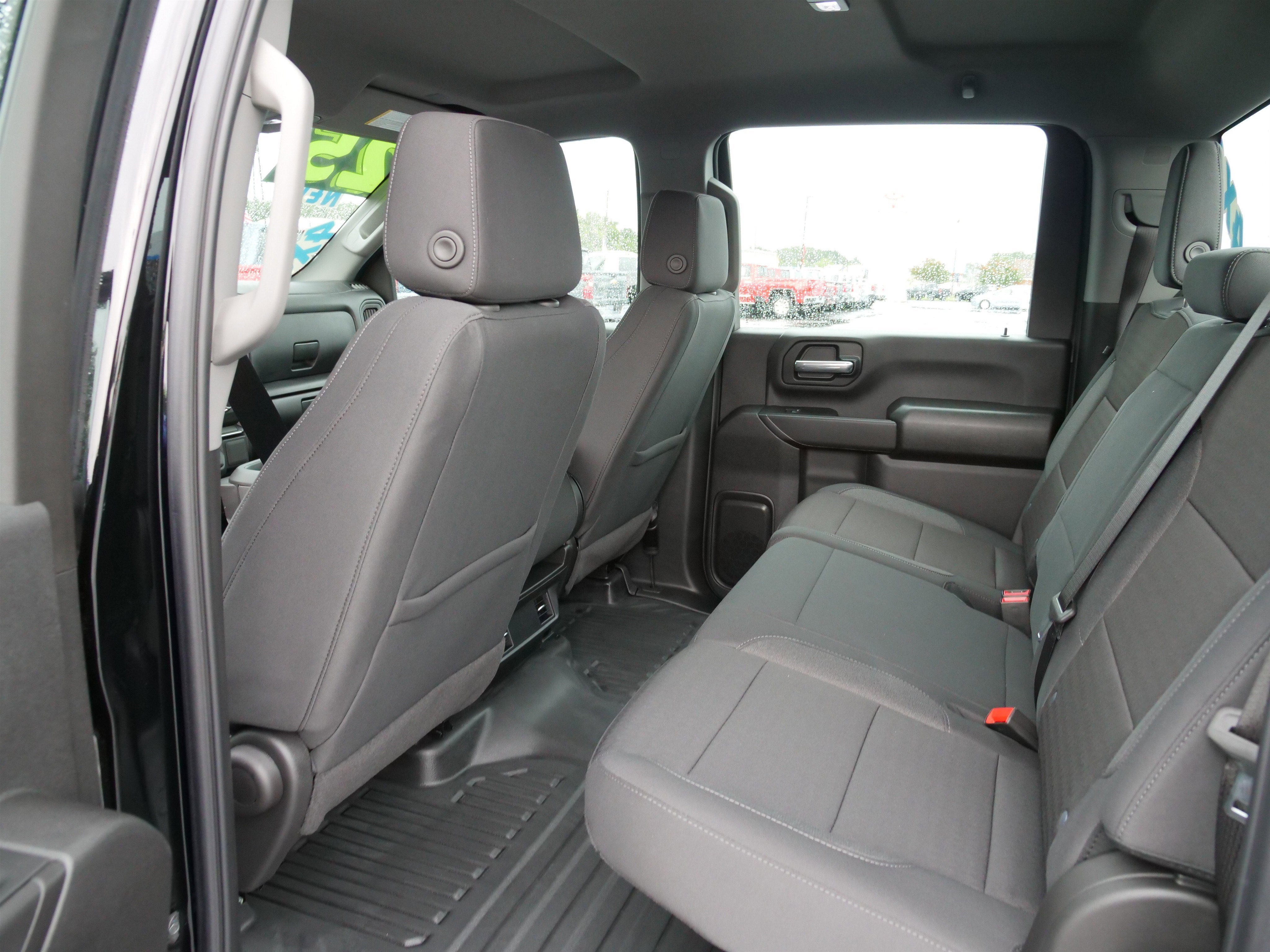 2025 GMC Sierra 2500 HD Pro