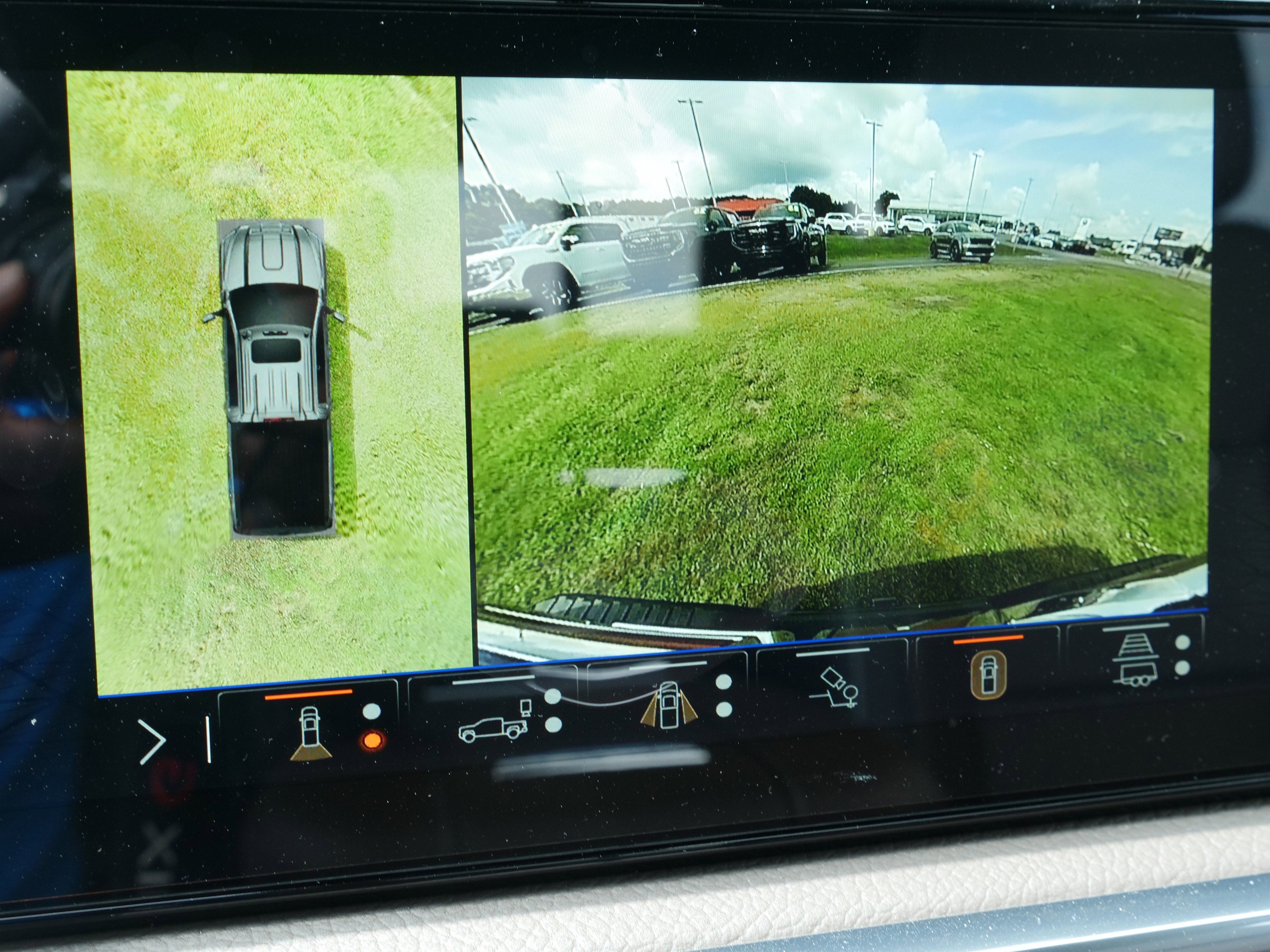 2025 GMC Sierra 2500 HD Denali