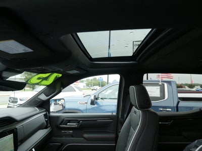 2025 GMC Sierra 1500 AT4X