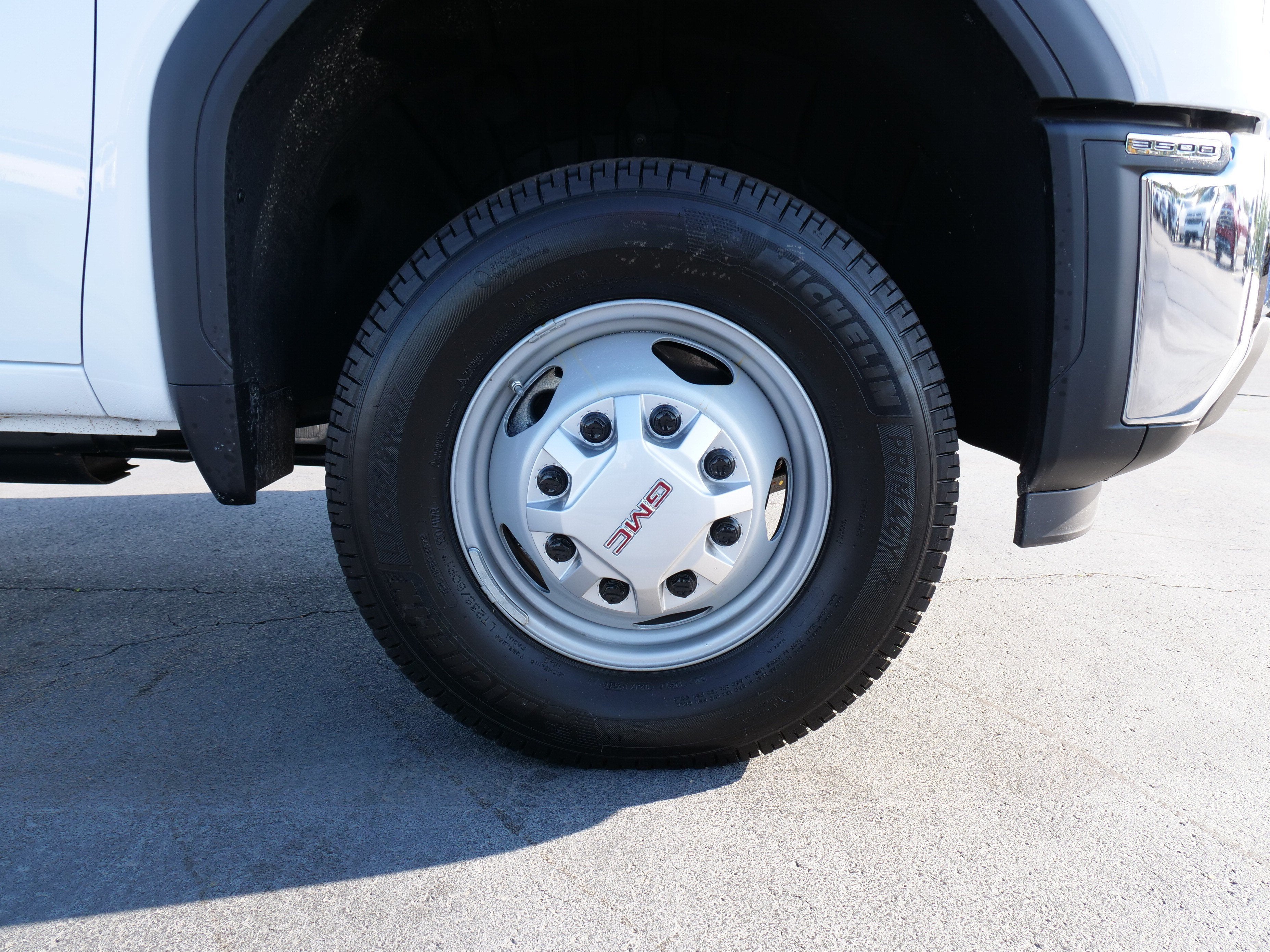 2026 GMC Sierra 3500 HD Chassis Cab Pro
