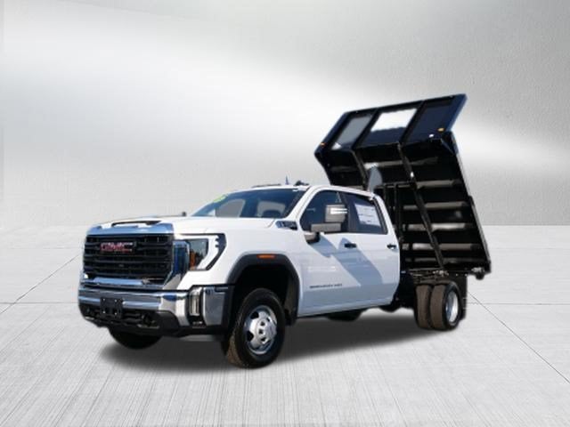 2026 GMC Sierra 3500 HD Chassis Cab Pro