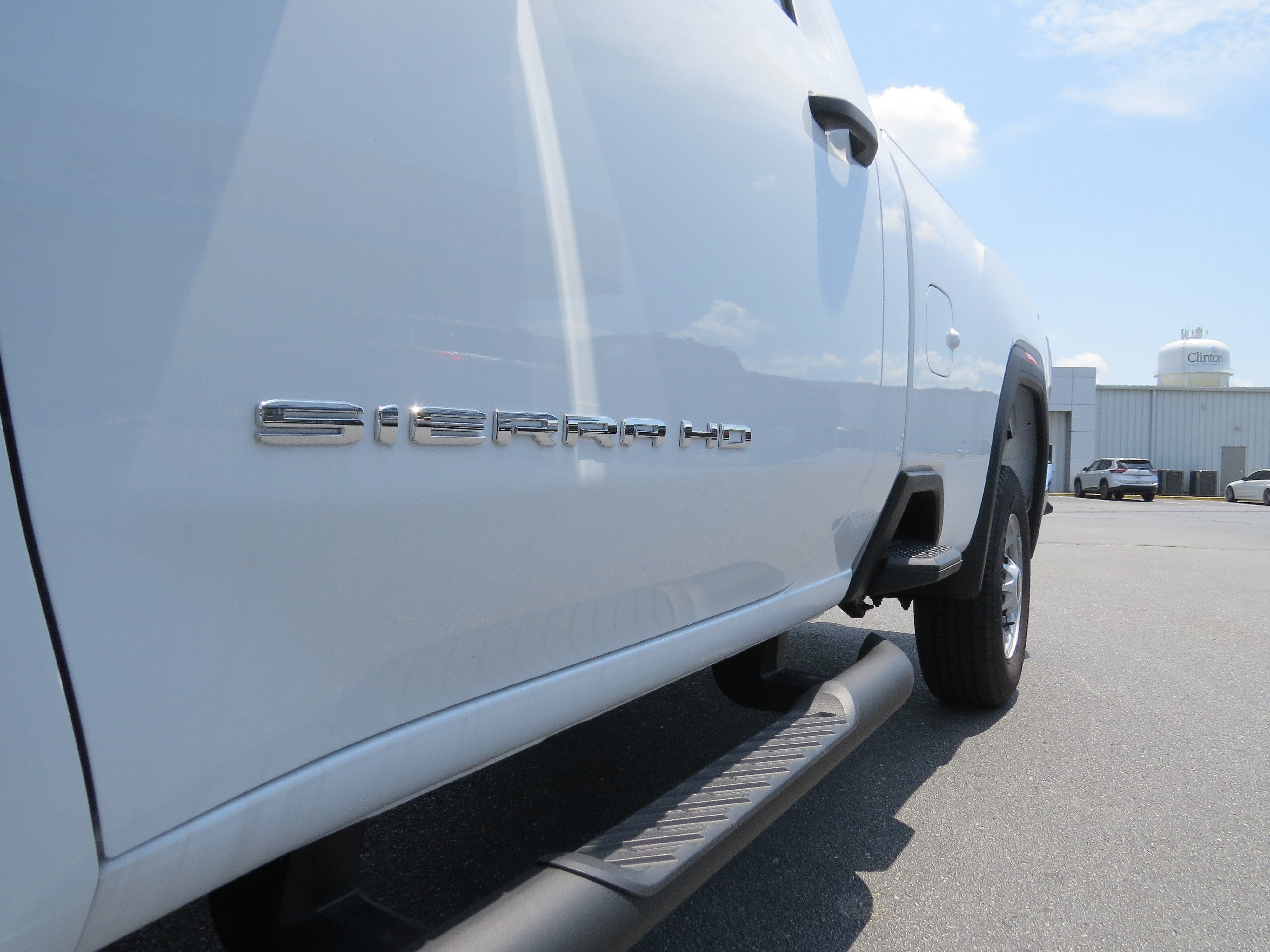 2025 GMC Sierra 2500 HD Pro