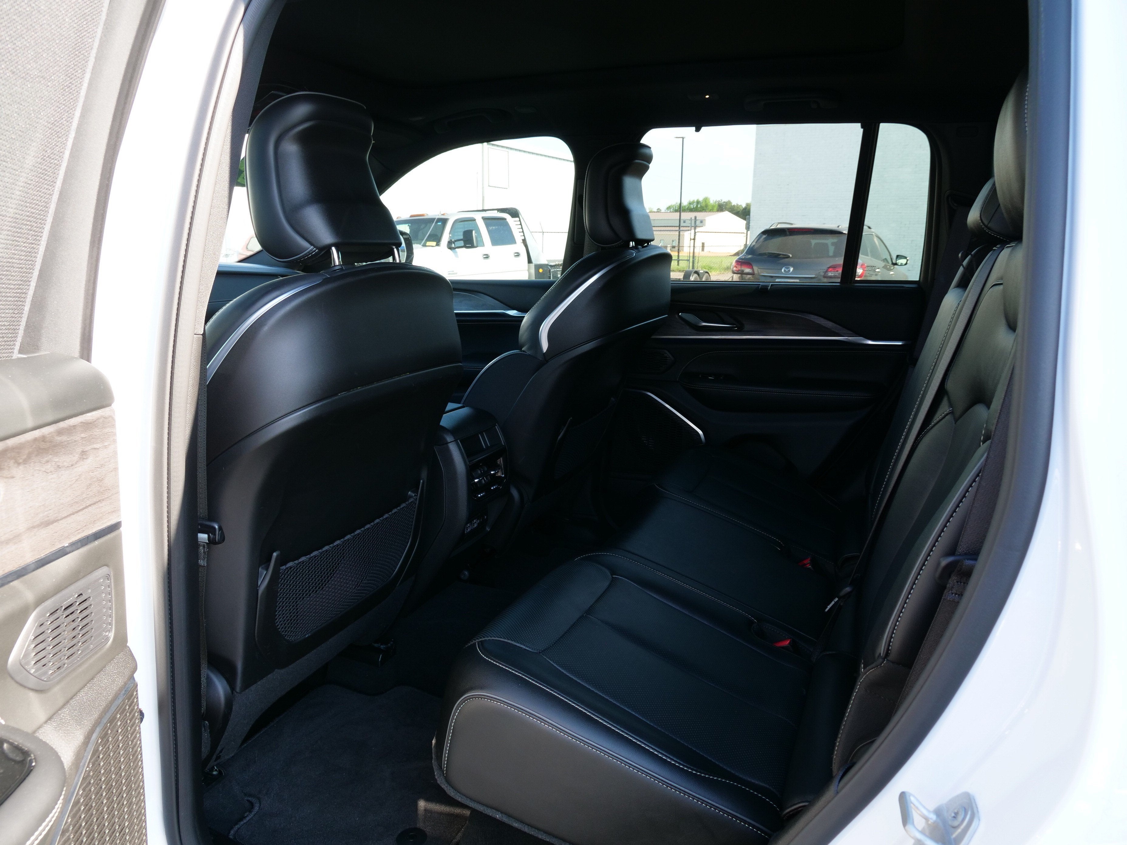 2024 Jeep Grand Cherokee Overland 4x4