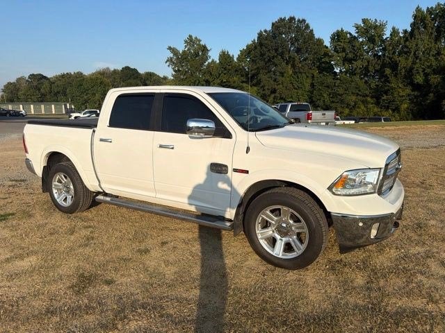2017 RAM 1500 Longhorn Crew Cab 4x4 5'7" Box