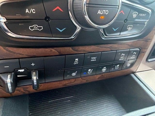 2017 RAM 1500 Longhorn Crew Cab 4x4 5'7" Box