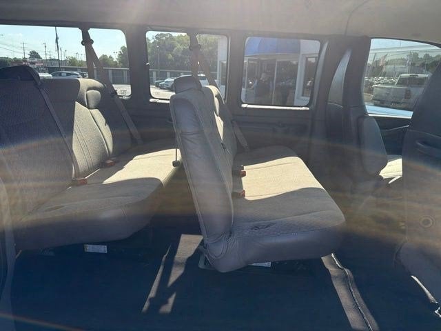 2020 Chevrolet Express Passenger 3500 LT