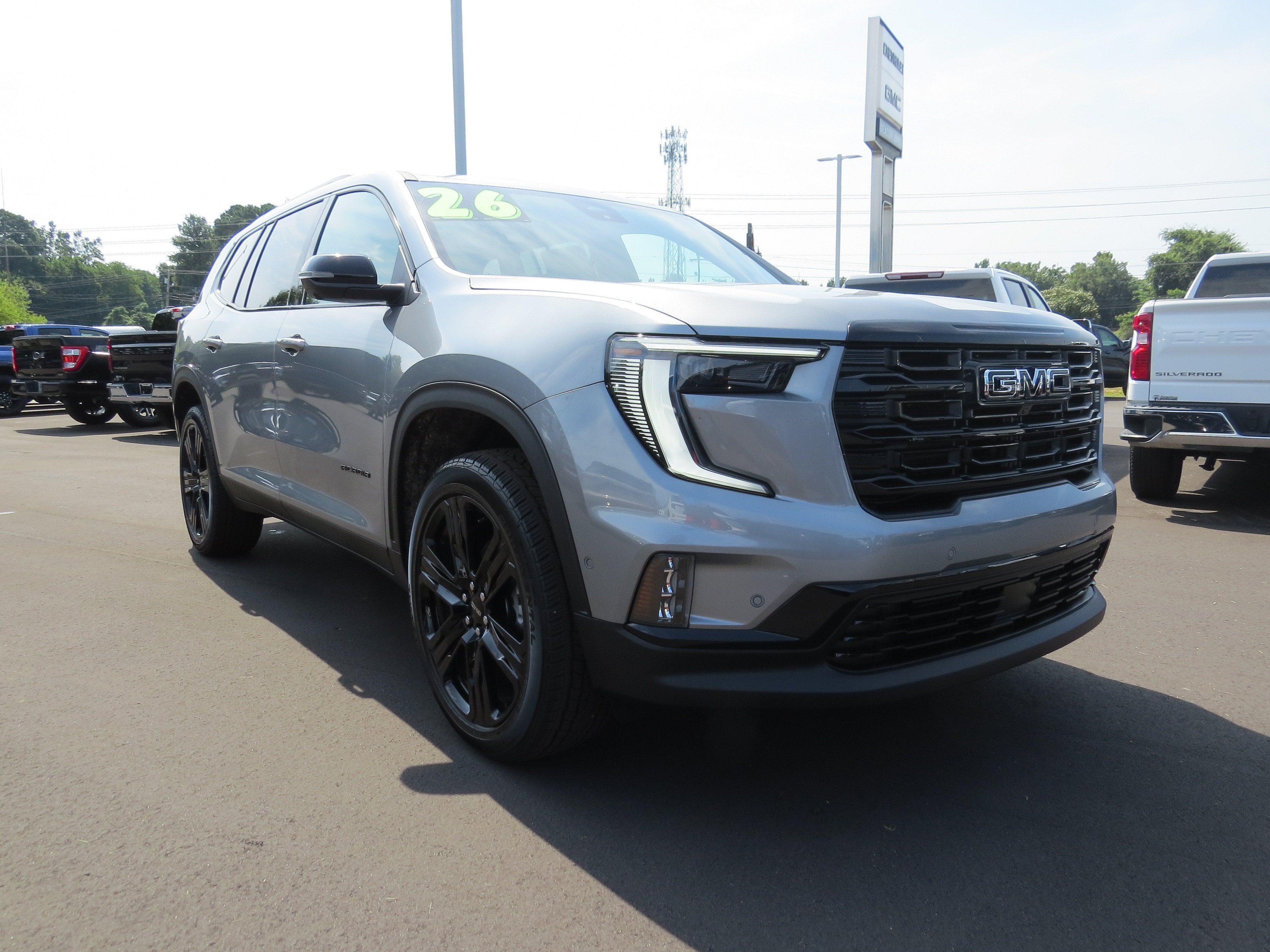 2026 GMC Acadia Elevation