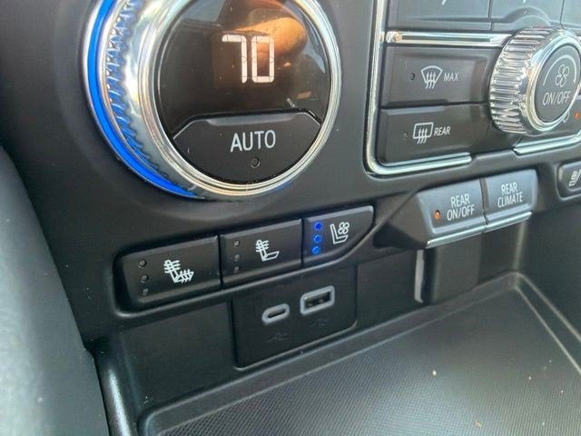 2024 GMC Yukon AT4